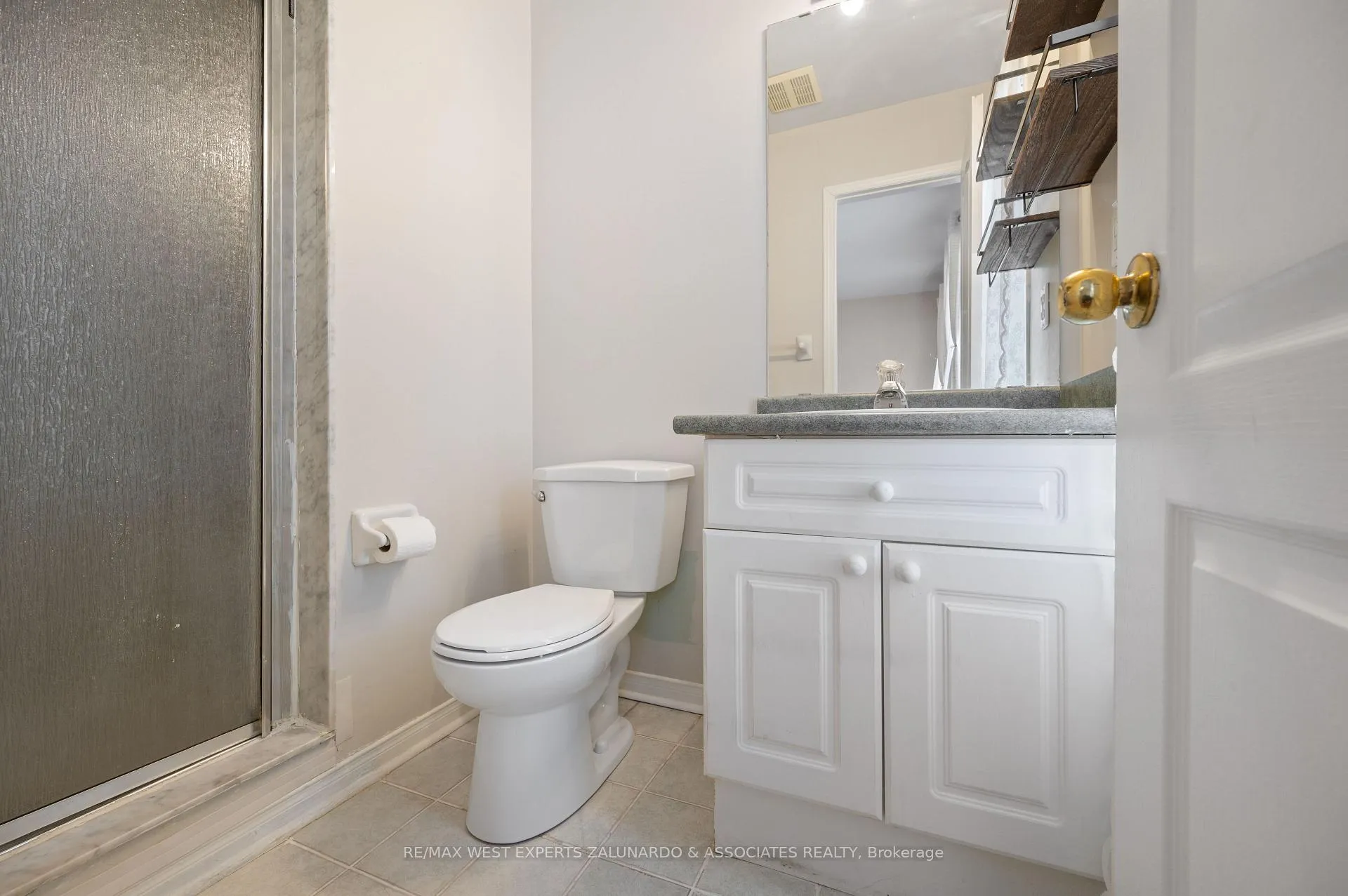 Photo 19 of 140 Parktree Drive, Vaughan, Maple — HOMEH