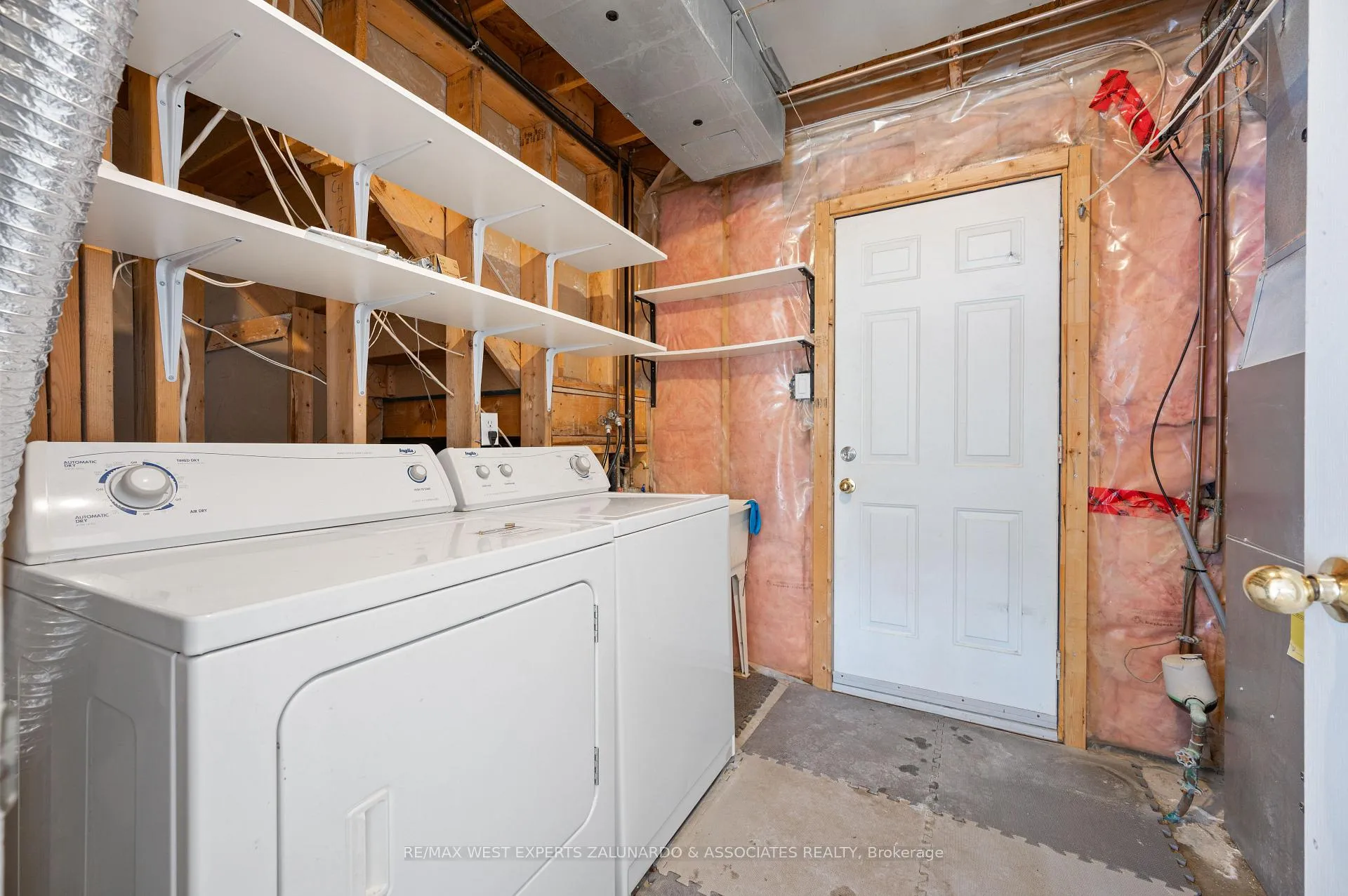 Photo 29 of 140 Parktree Drive, Vaughan, Maple — HOMEH