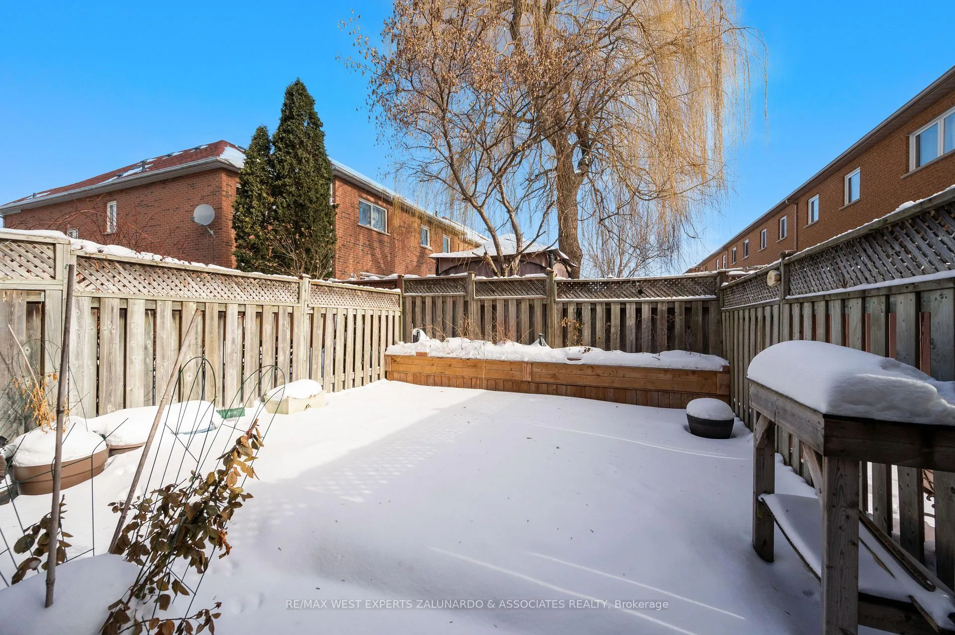 Photo 32 of 140 Parktree Drive, Vaughan, Maple — HOMEH