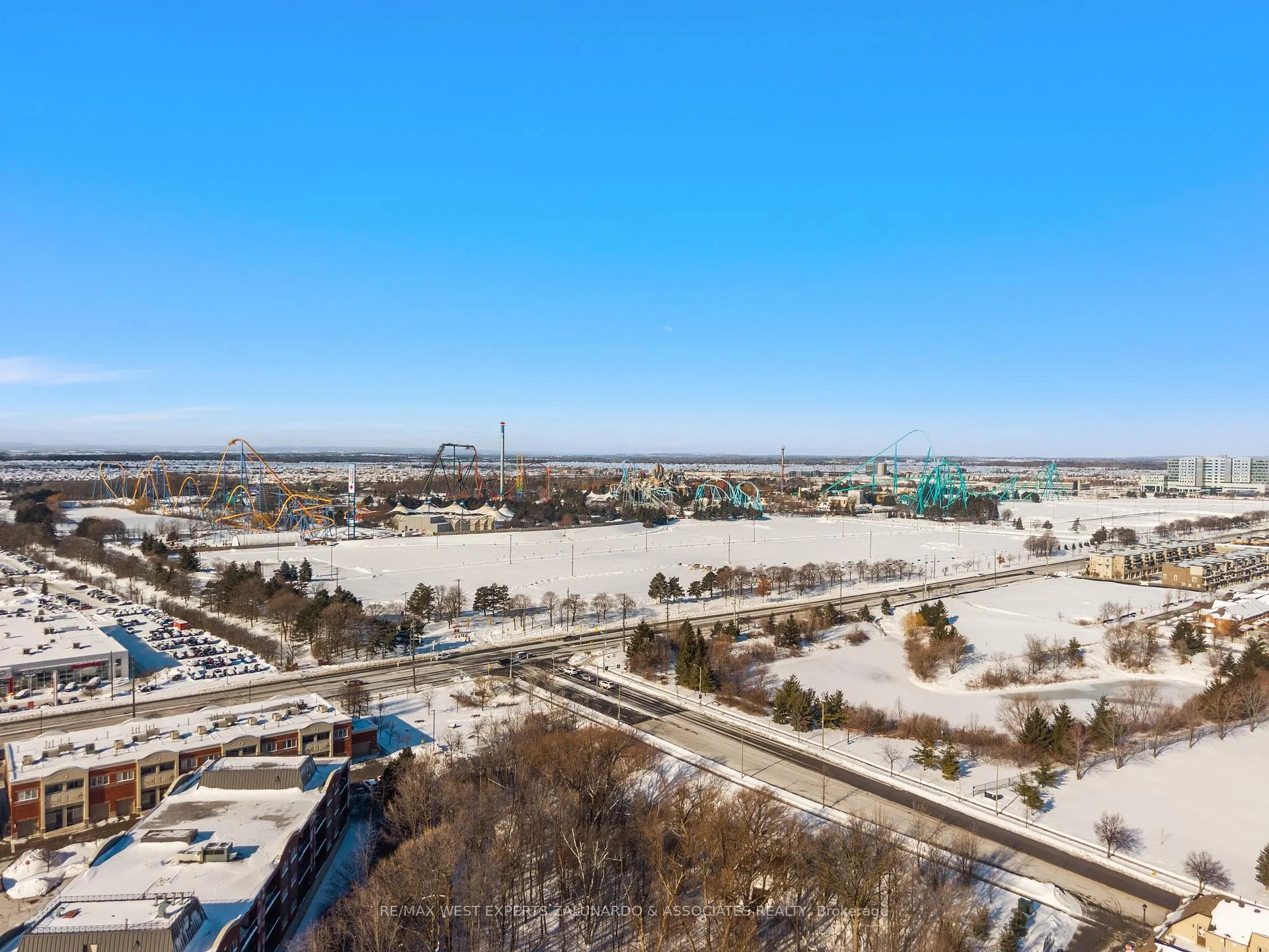 Photo 35 of 140 Parktree Drive, Vaughan, Maple — HOMEH