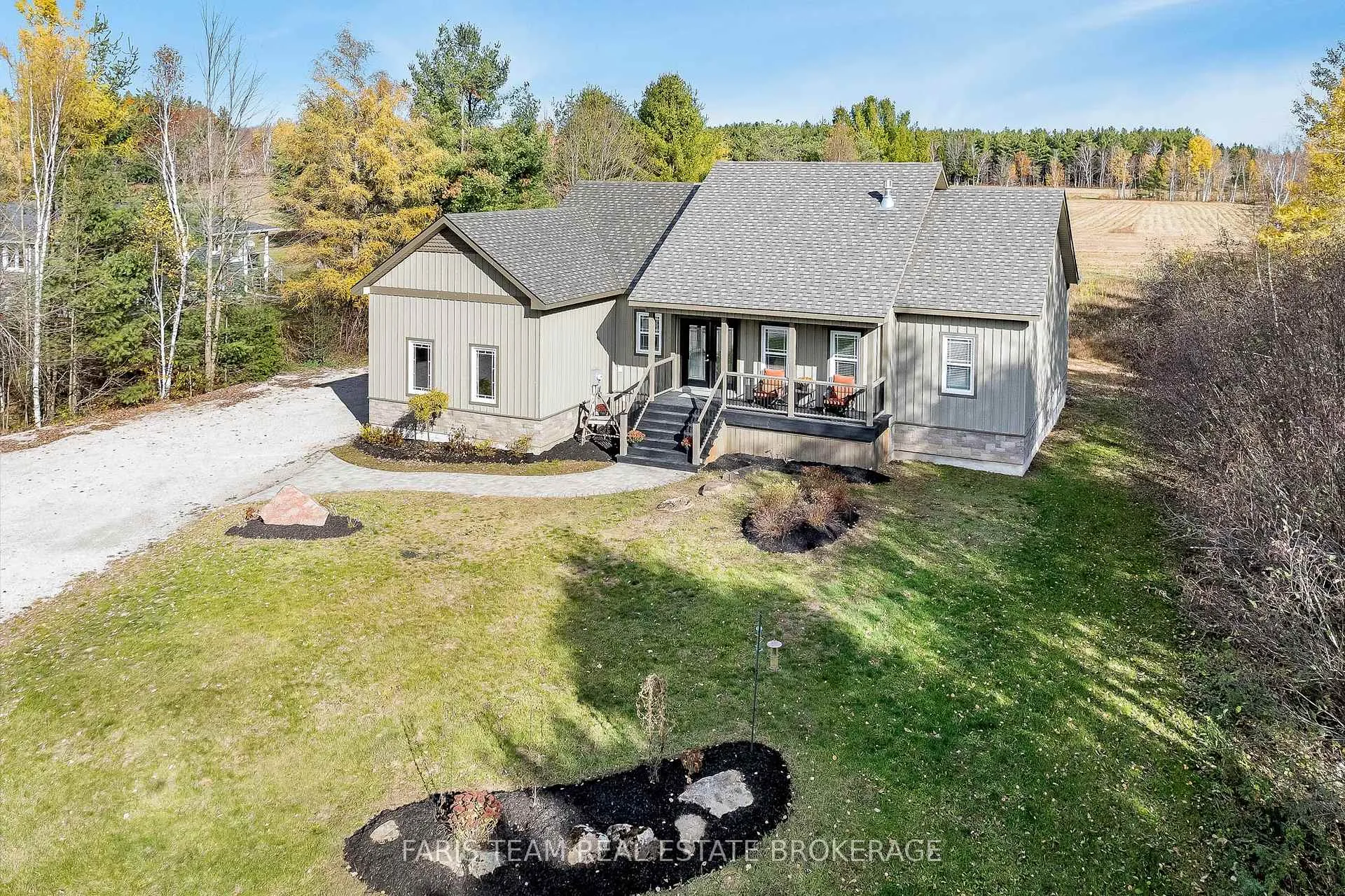 Photo 2 of 7589 Cronk Side Road, Severn, Washago — HOMEH