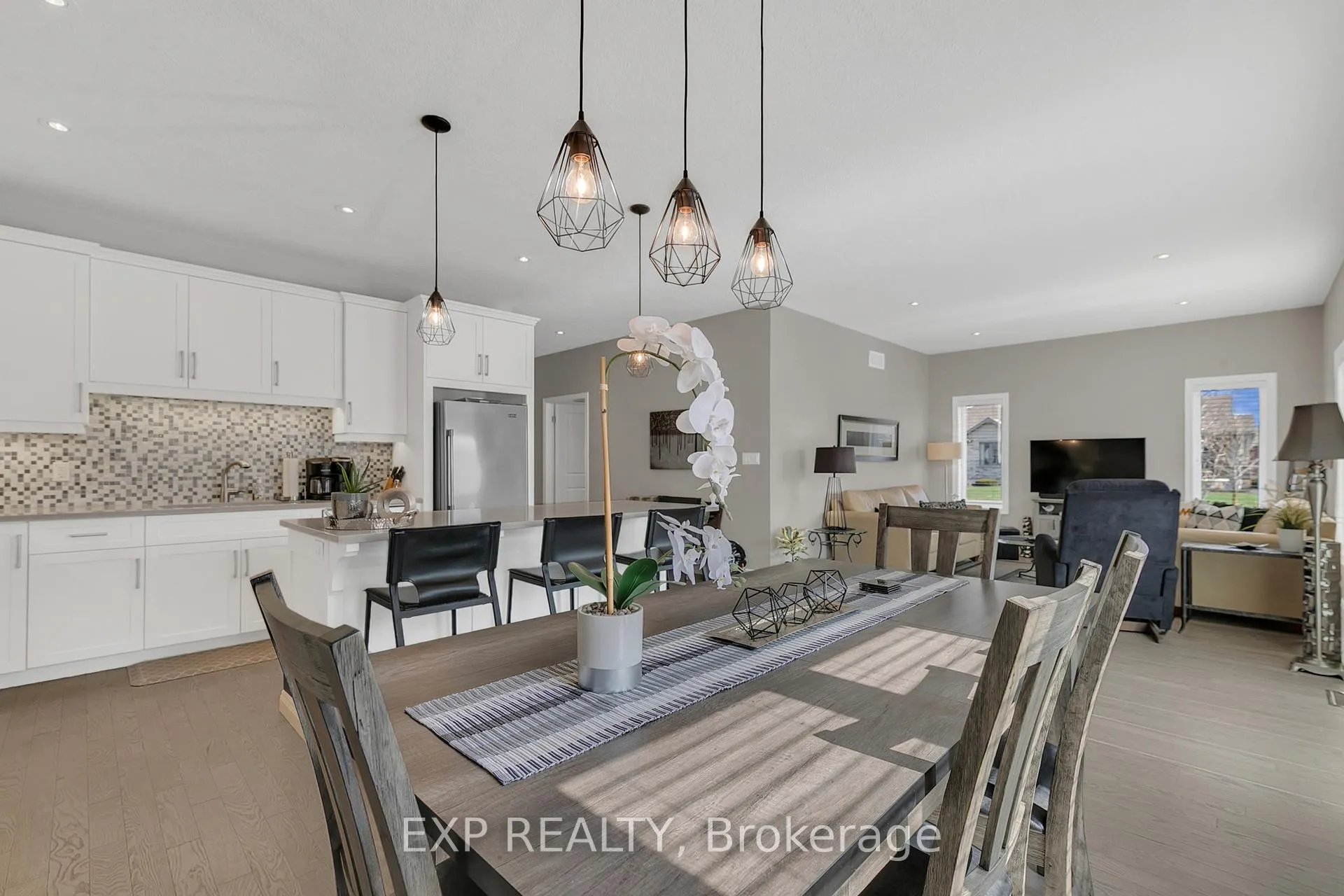 Photo 18 of 800 Baker Avenue S, North Perth, Listowel — HOMEH