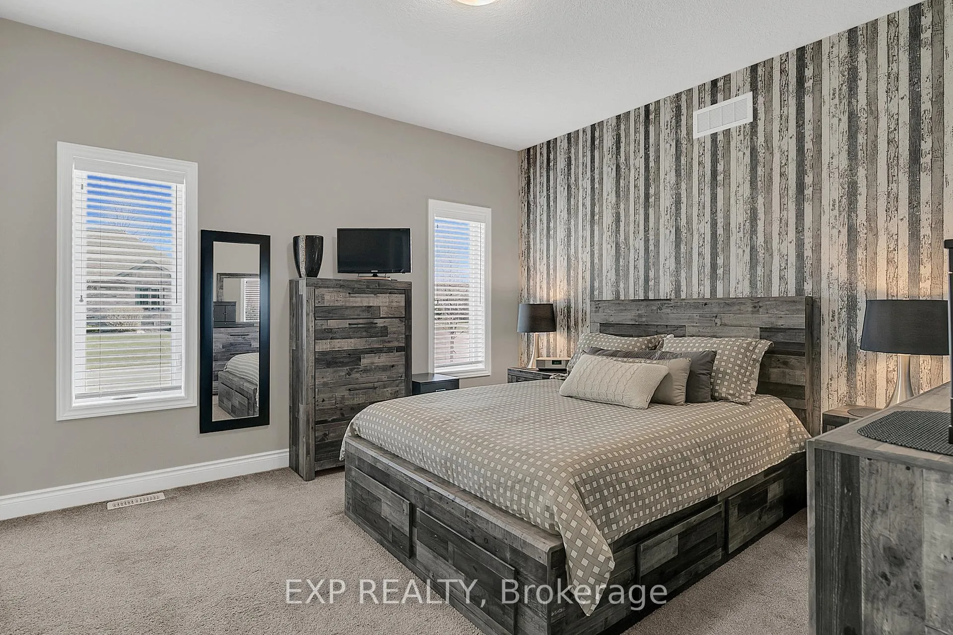 Photo 27 of 800 Baker Avenue S, North Perth, Listowel — HOMEH