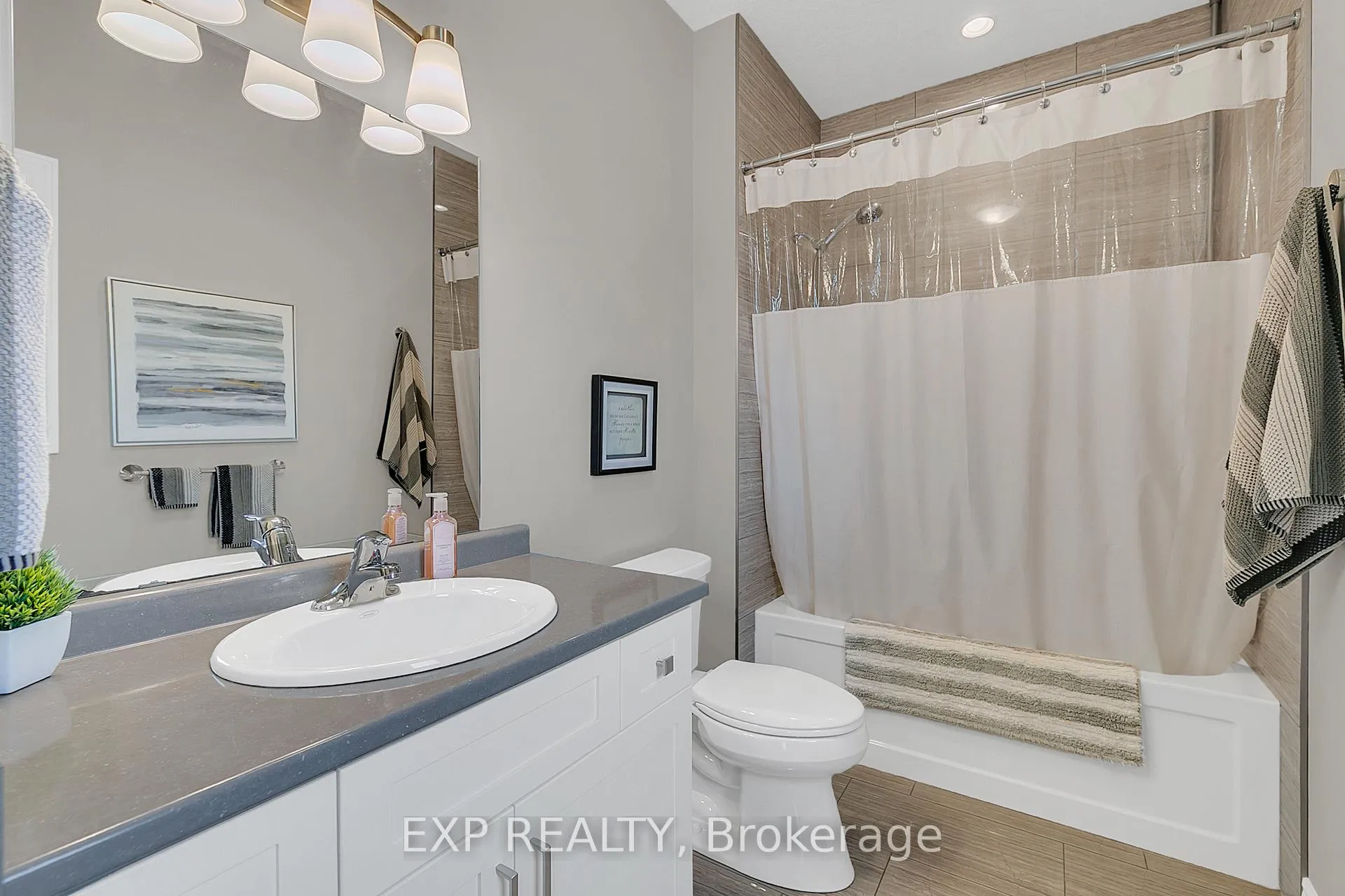 Photo 30 of 800 Baker Avenue S, North Perth, Listowel — HOMEH