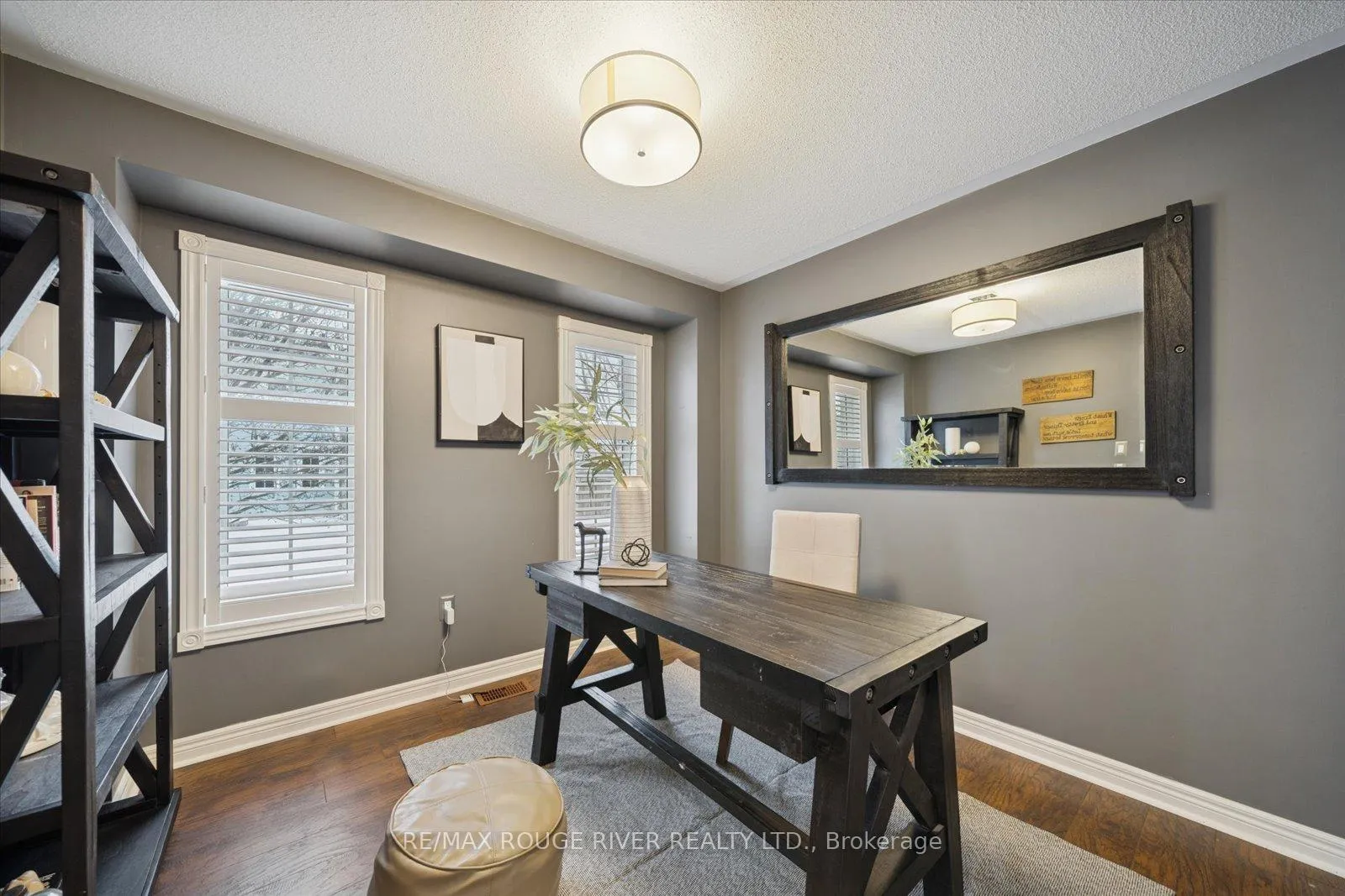 Photo 9 of 117 Carnwith Drive E, Whitby, Brooklin — HOMEH