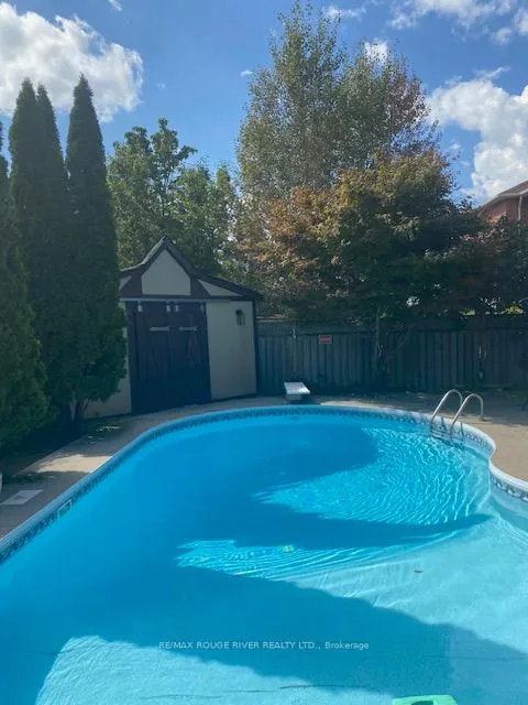 Photo 45 of 117 Carnwith Drive E, Whitby, Brooklin — HOMEH
