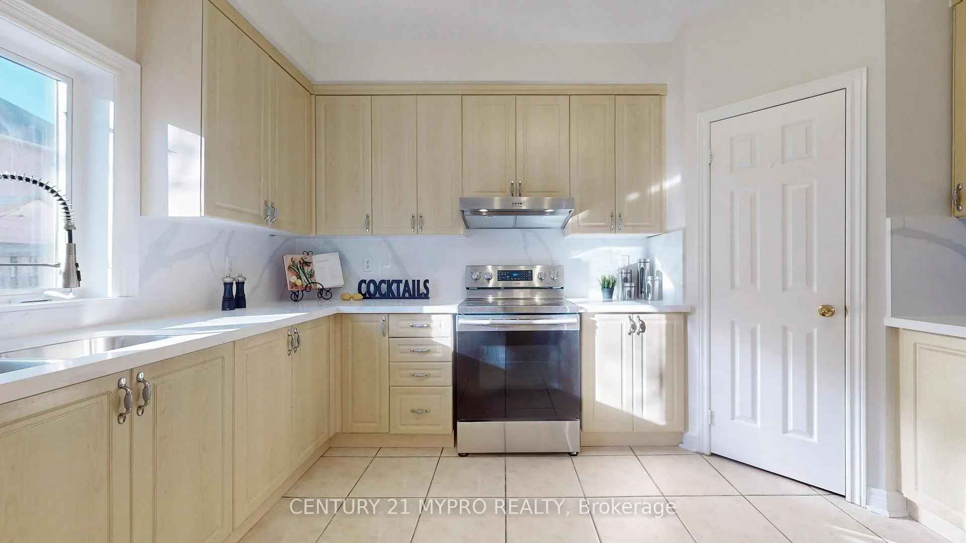Photo 18 of 34 Ayhart Street, Markham, Wismer — HOMEH