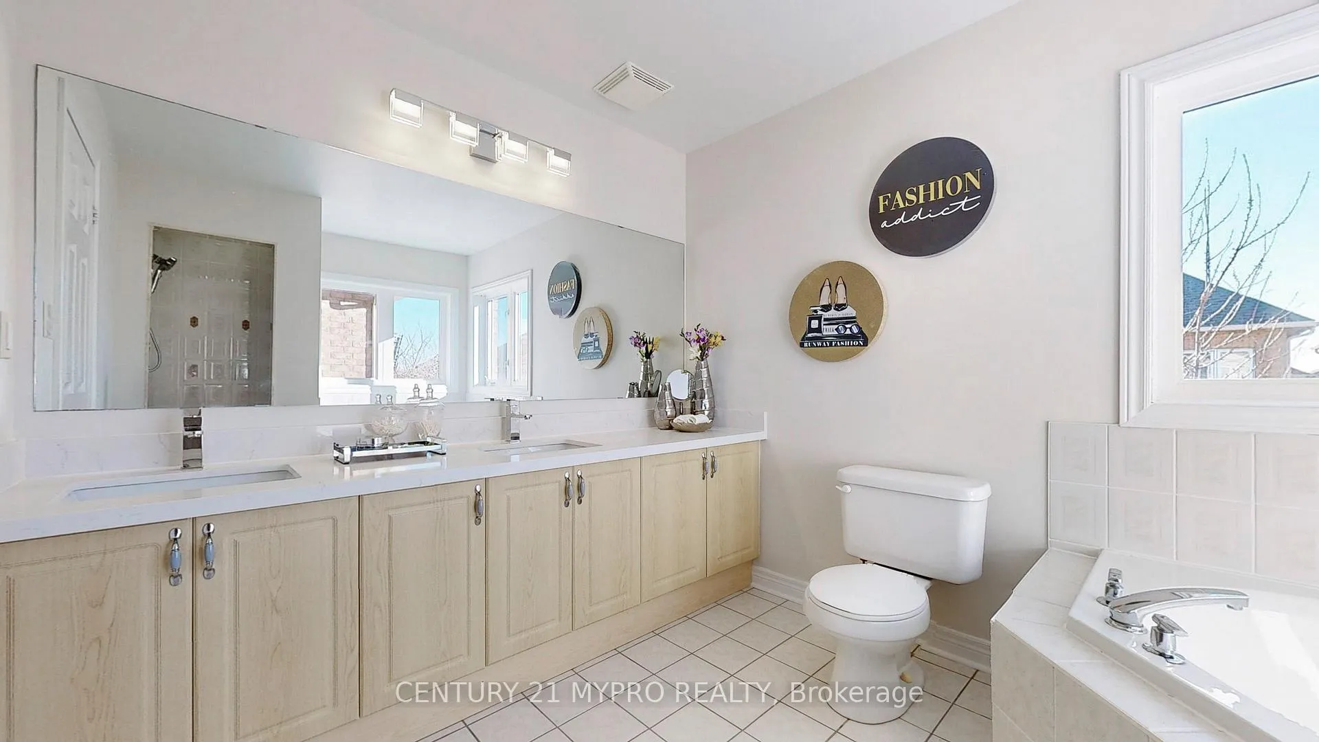 Photo 26 of 34 Ayhart Street, Markham, Wismer — HOMEH