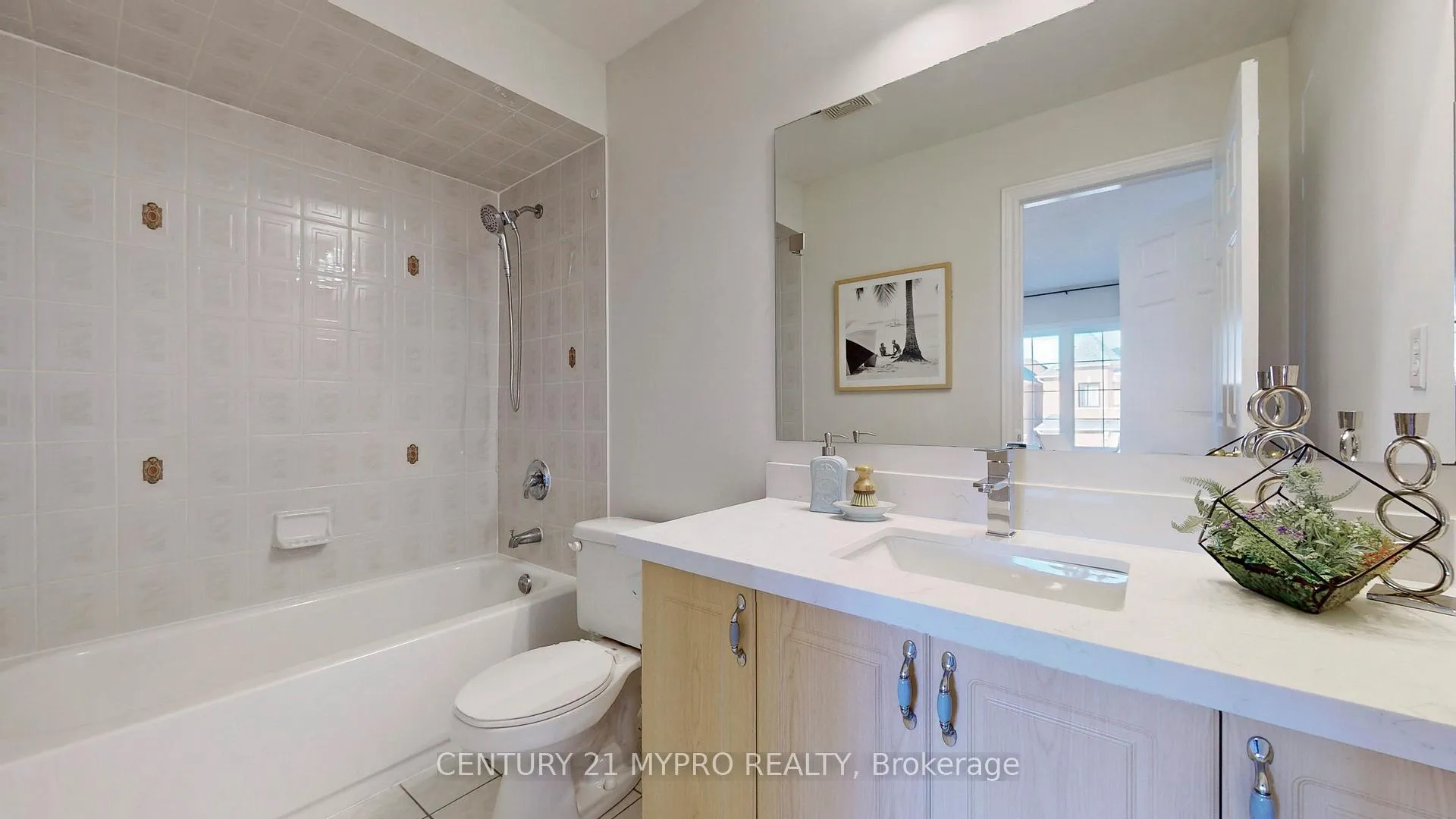 Photo 31 of 34 Ayhart Street, Markham, Wismer — HOMEH