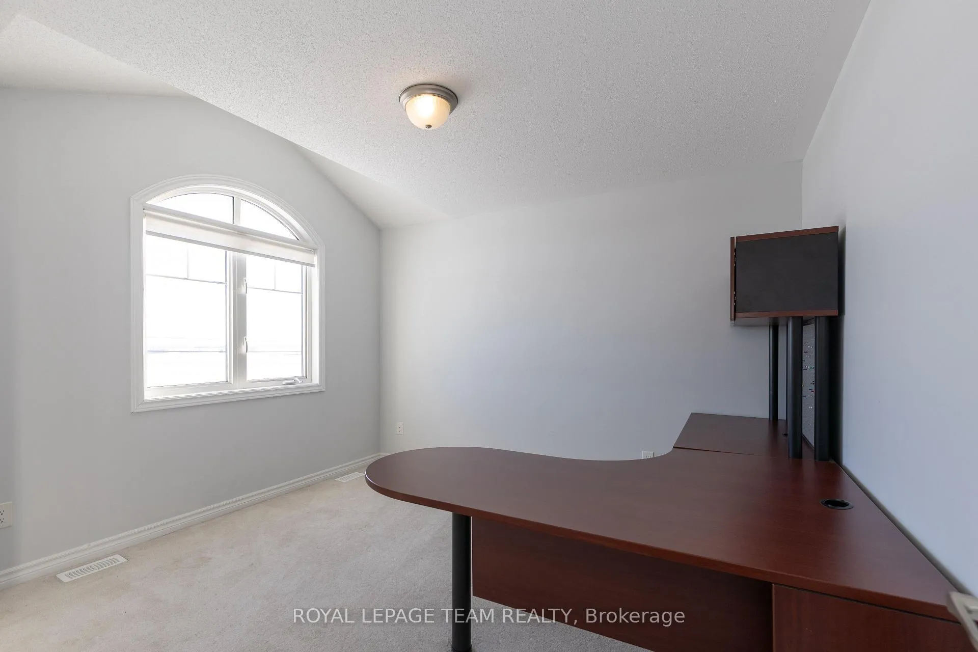 Photo 20 of 937 Shimmerton Circle, Ottawa, Kanata - Emerald Meadows/Trailwest — HOMEH