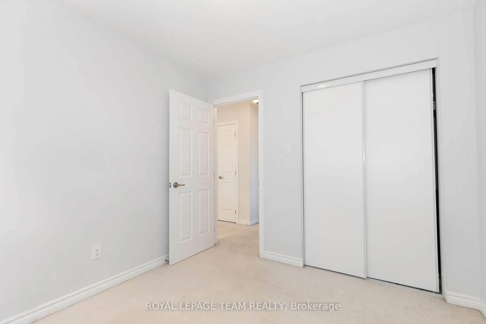 Photo 29 of 937 Shimmerton Circle, Ottawa, Kanata - Emerald Meadows/Trailwest — HOMEH