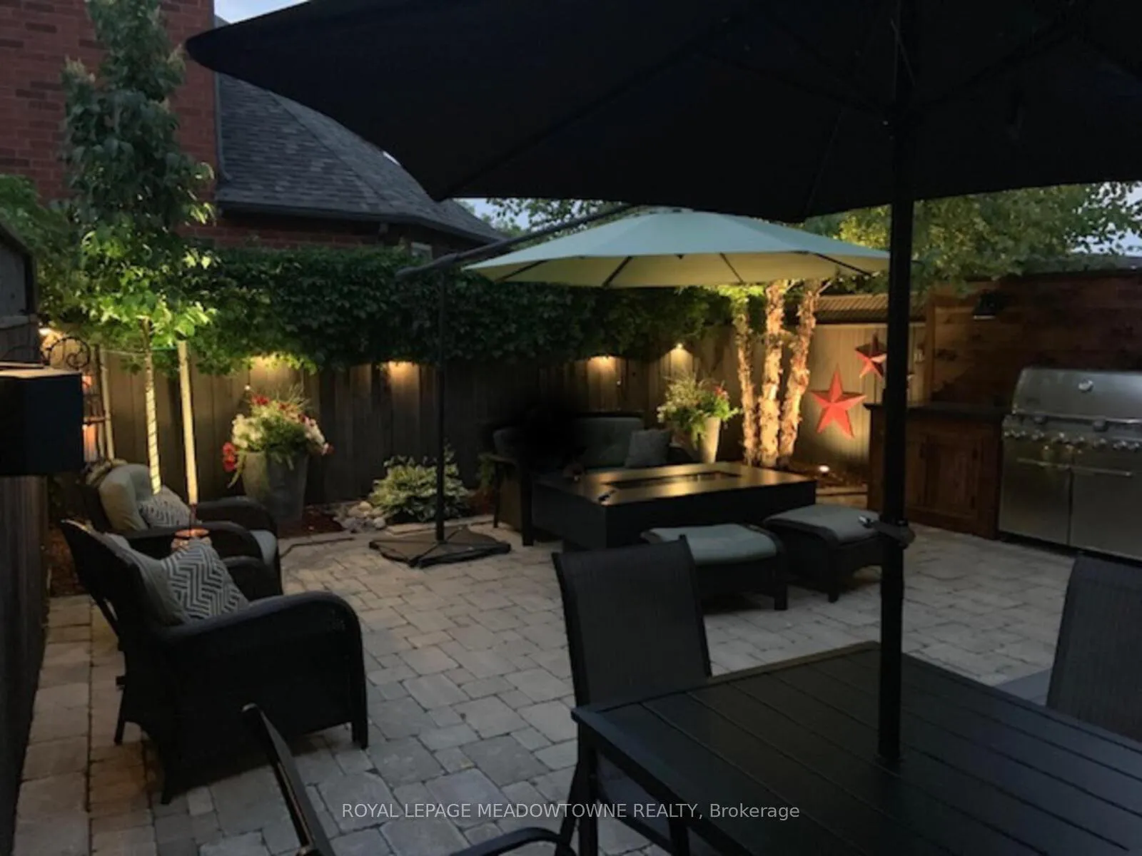 Photo 38 of 4 James Young Drive, Halton Hills, Georgetown — HOMEH
