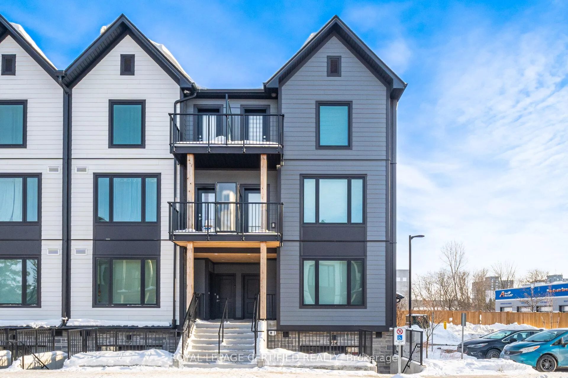 Front of Unit 124, 708 Woolwich Street