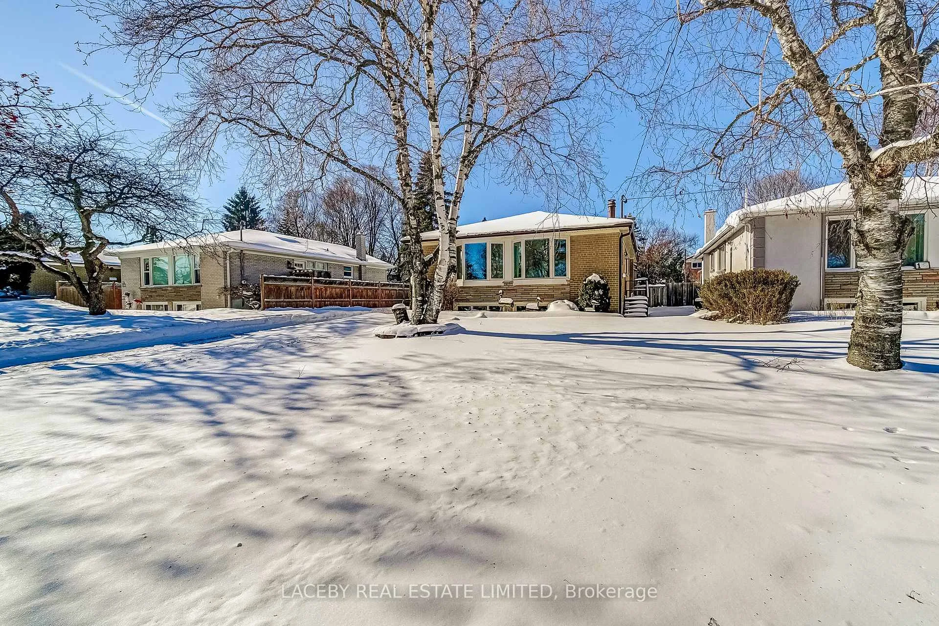 Photo 2 of 18 Patrick Drive, Aurora, Aurora Highlands — HOMEH