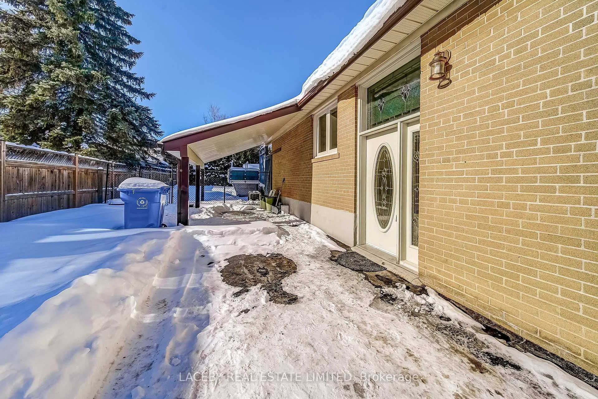 Photo 4 of 18 Patrick Drive, Aurora, Aurora Highlands — HOMEH