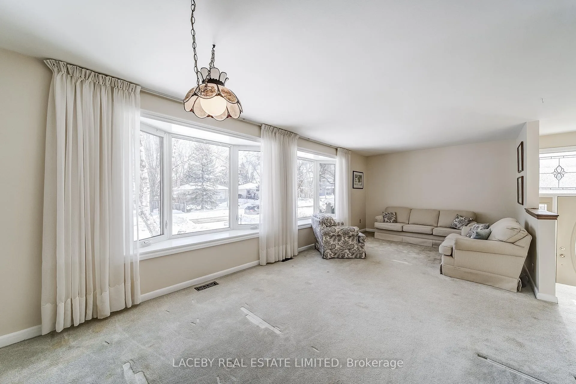 Photo 7 of 18 Patrick Drive, Aurora, Aurora Highlands — HOMEH