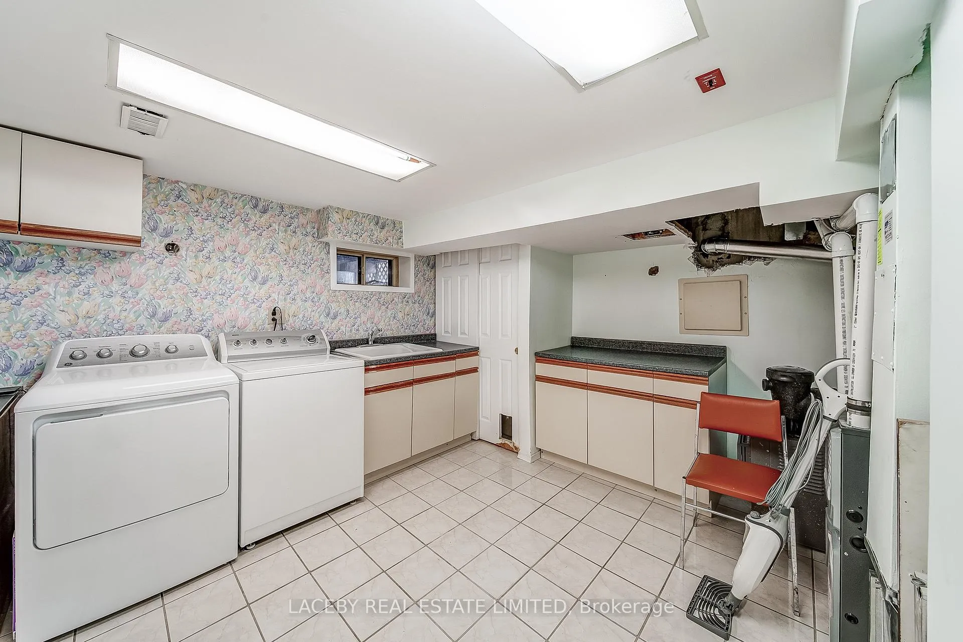 Photo 31 of 18 Patrick Drive, Aurora, Aurora Highlands — HOMEH