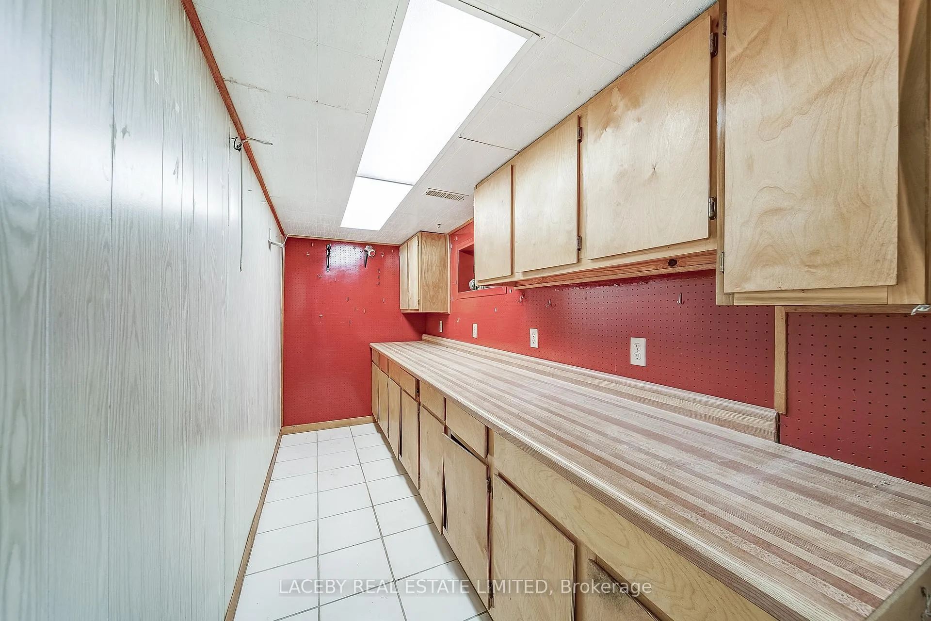 Photo 33 of 18 Patrick Drive, Aurora, Aurora Highlands — HOMEH