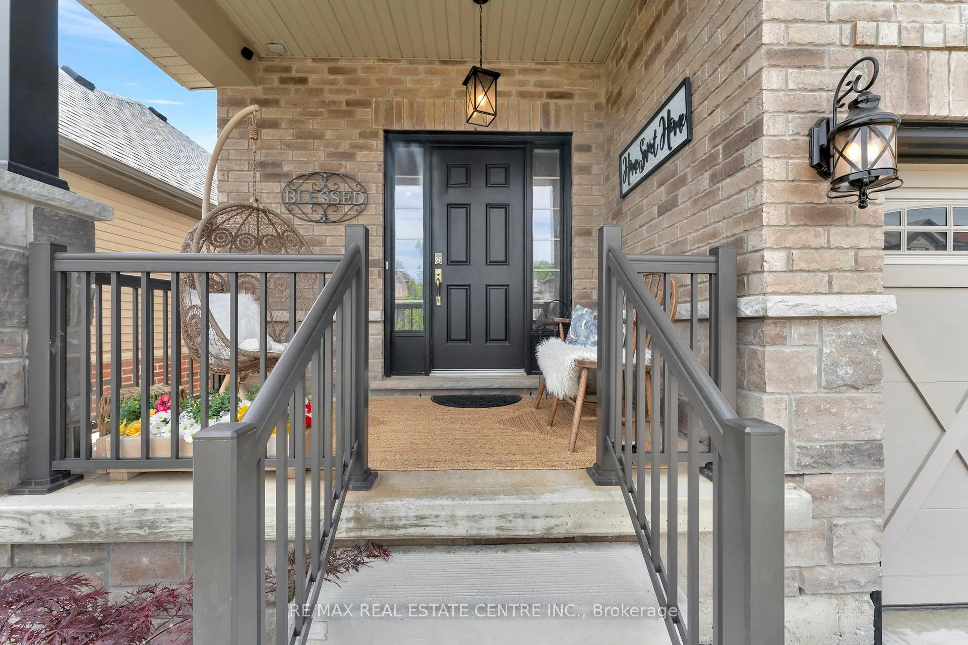 Photo 4 of 25 Vic Chambers Place, Brant, Paris — HOMEH