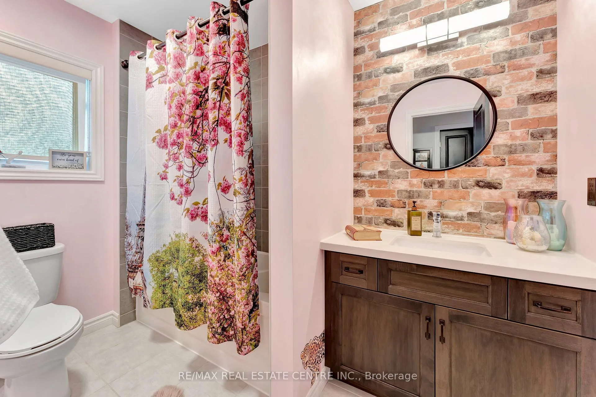 Photo 30 of 25 Vic Chambers Place, Brant, Paris — HOMEH