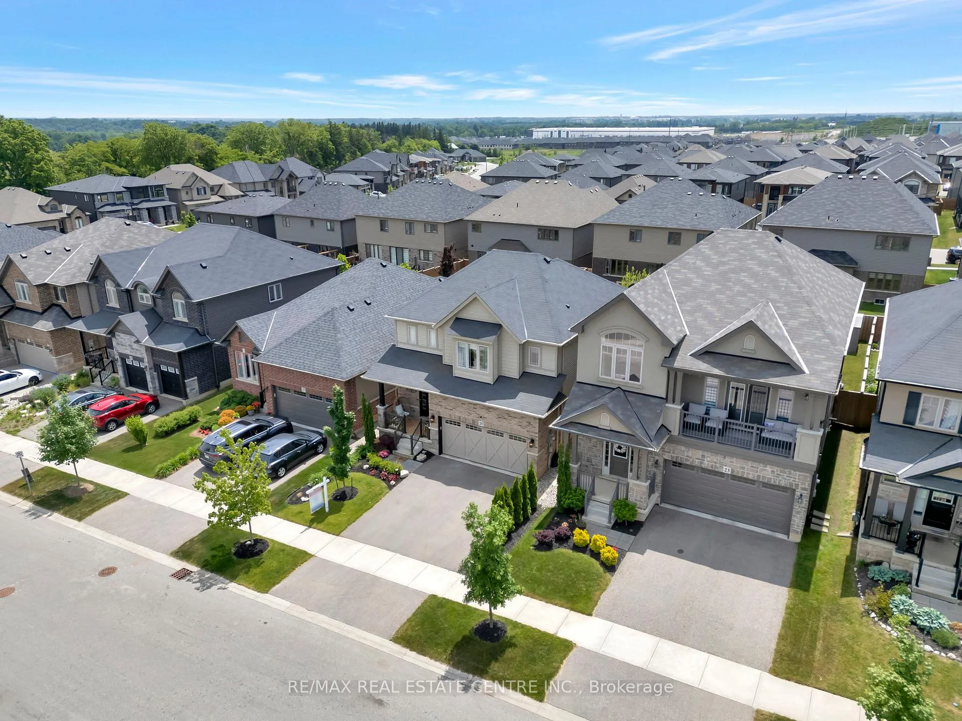 Photo 45 of 25 Vic Chambers Place, Brant, Paris — HOMEH