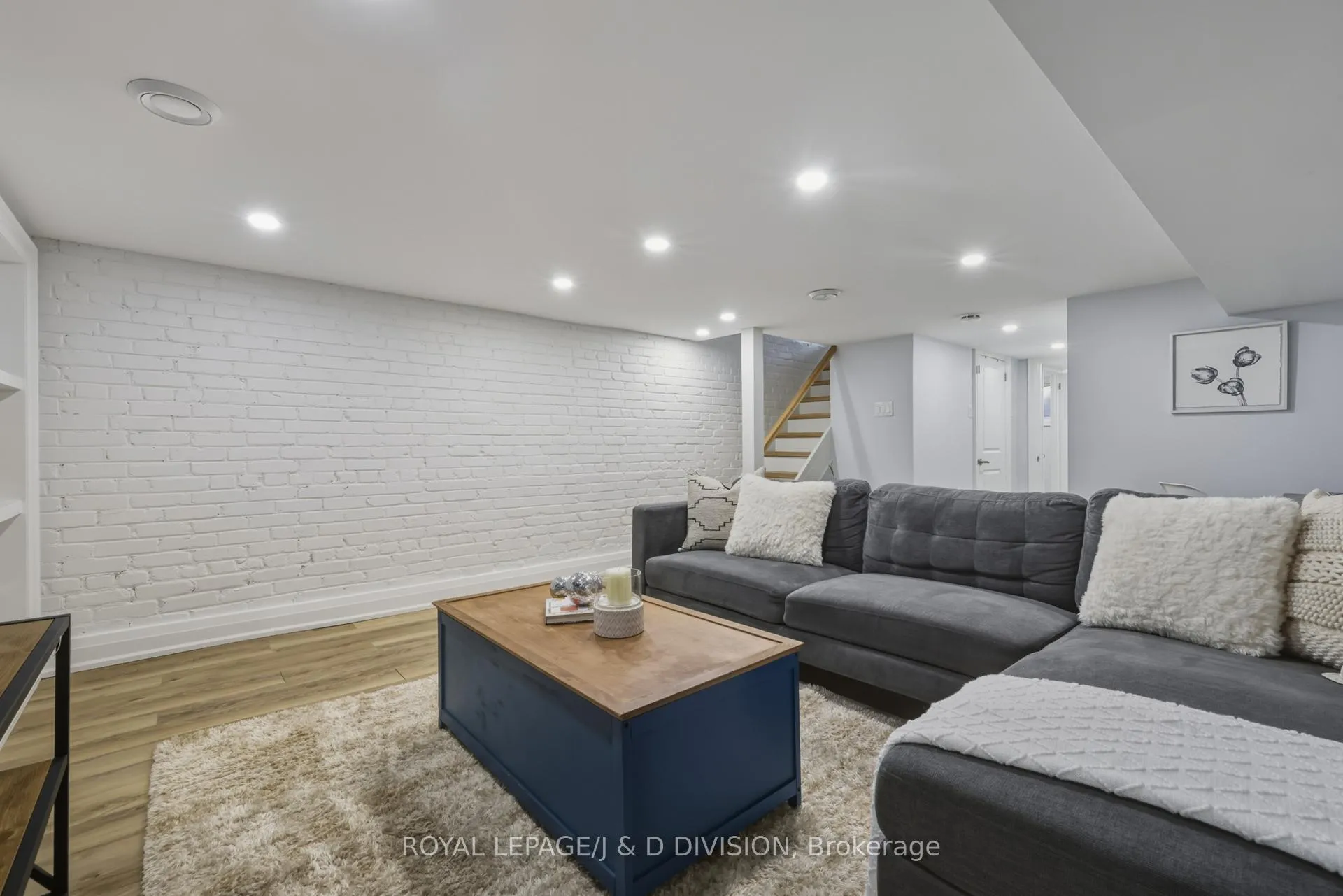 Photo 26 of 65 Edith Drive, Toronto, Yonge-Eglinton — HOMEH