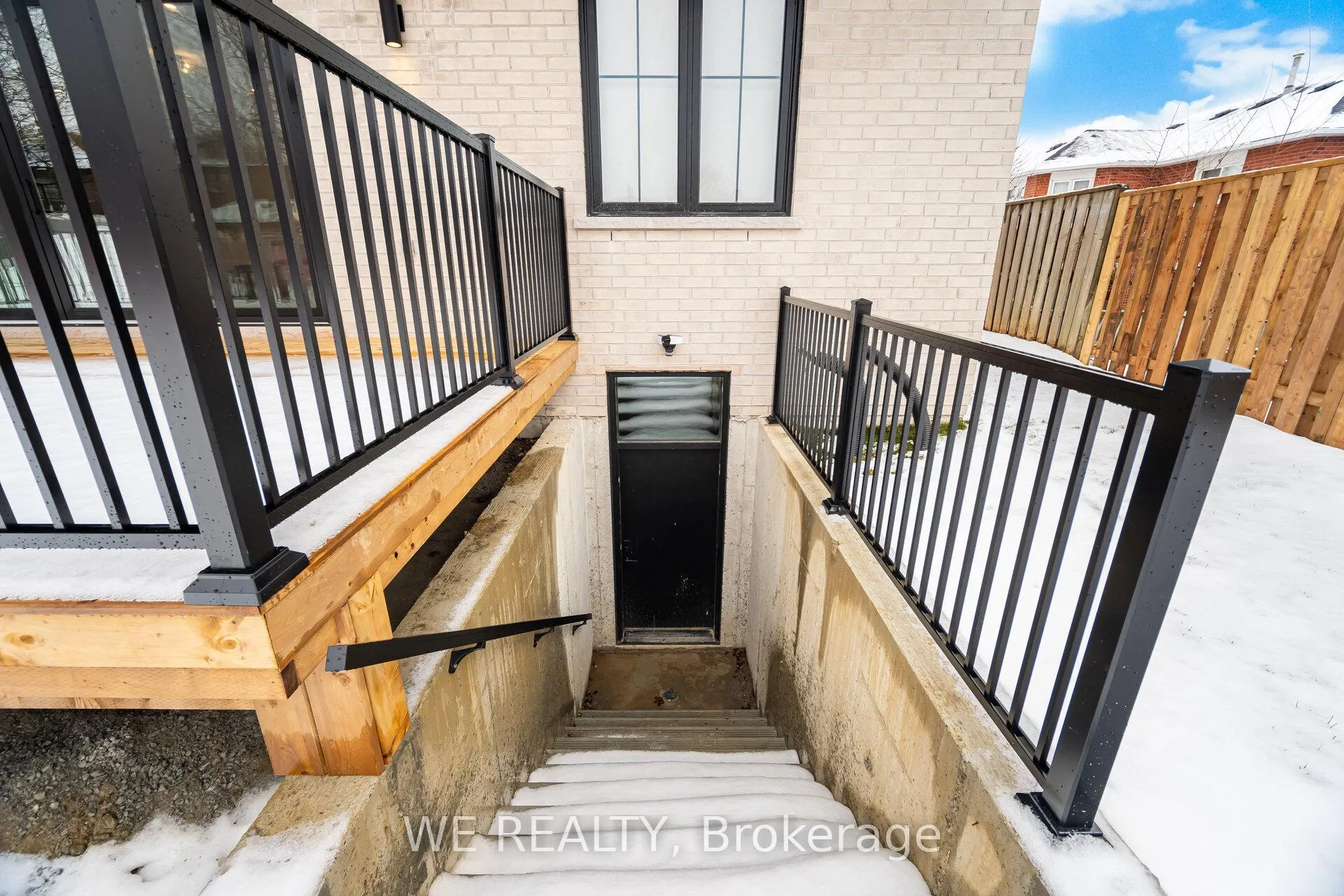 Photo 48 of 372 Rouge Hill Court, Pickering, Rougemount — HOMEH