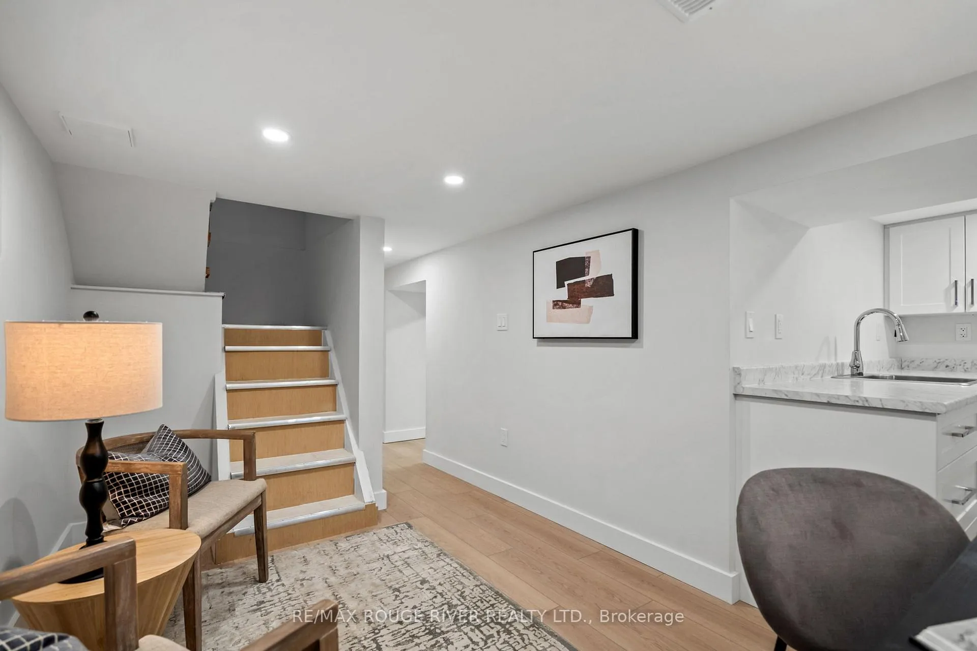 Photo 24 of 231 Roxborough Avenue, Oshawa, O'Neill — HOMEH