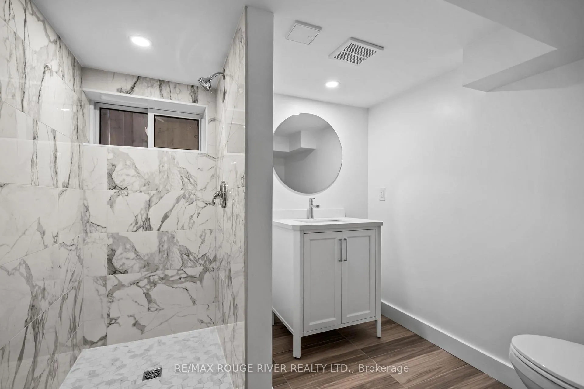 Photo 30 of 231 Roxborough Avenue, Oshawa, O'Neill — HOMEH