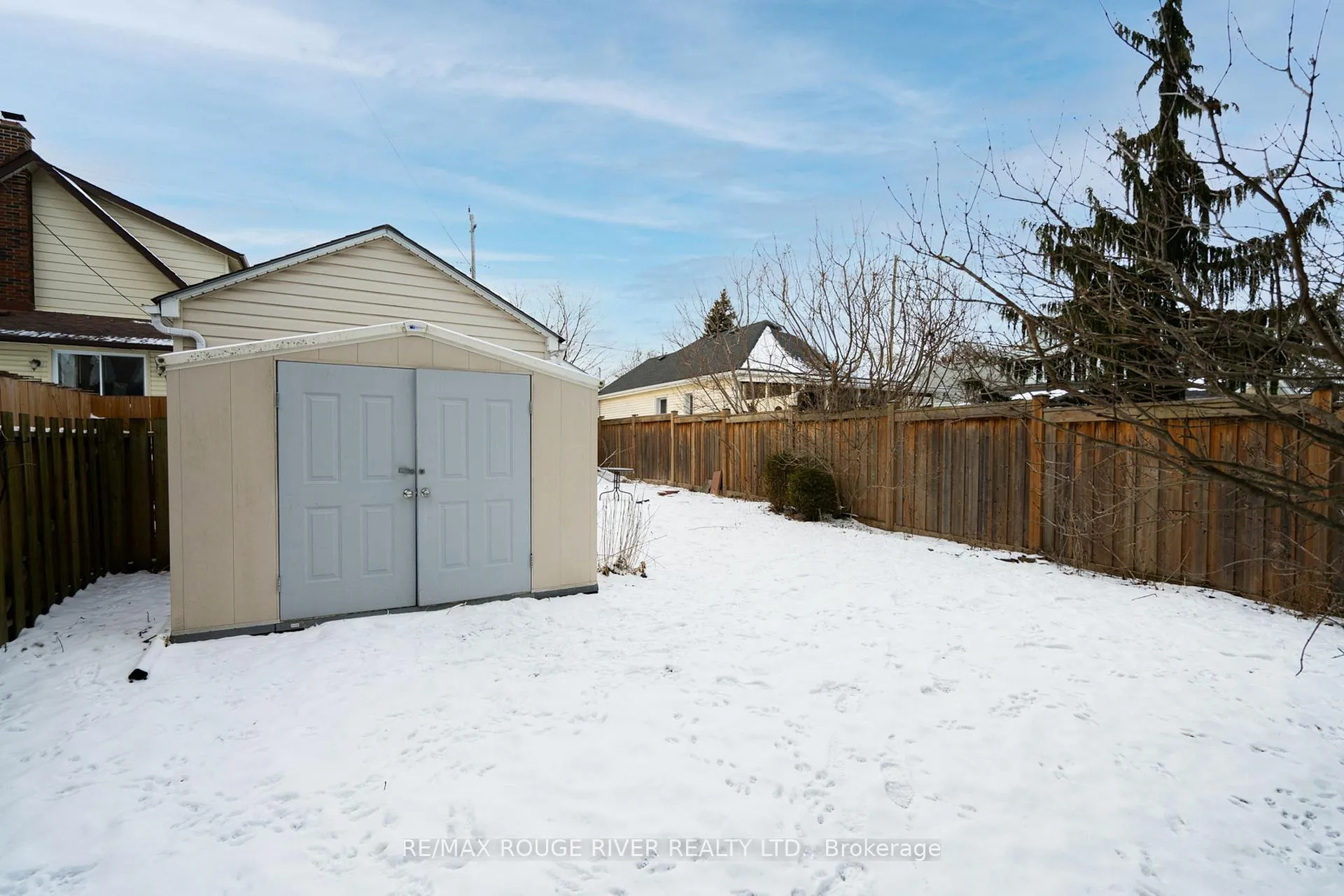 Photo 36 of 231 Roxborough Avenue, Oshawa, O'Neill — HOMEH