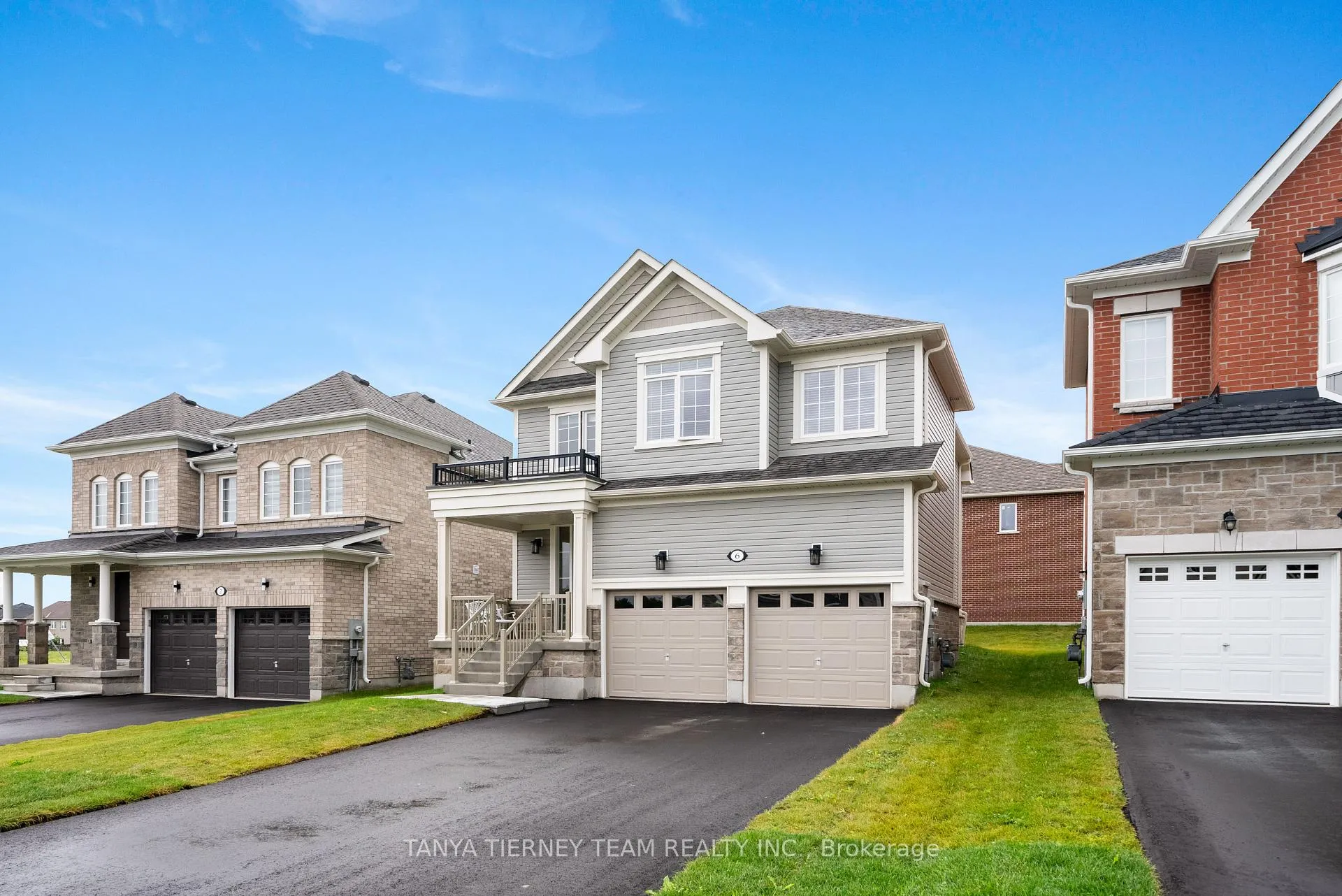 Photo 3 of 6 Burnham Court, Scugog, Port Perry — HOMEH