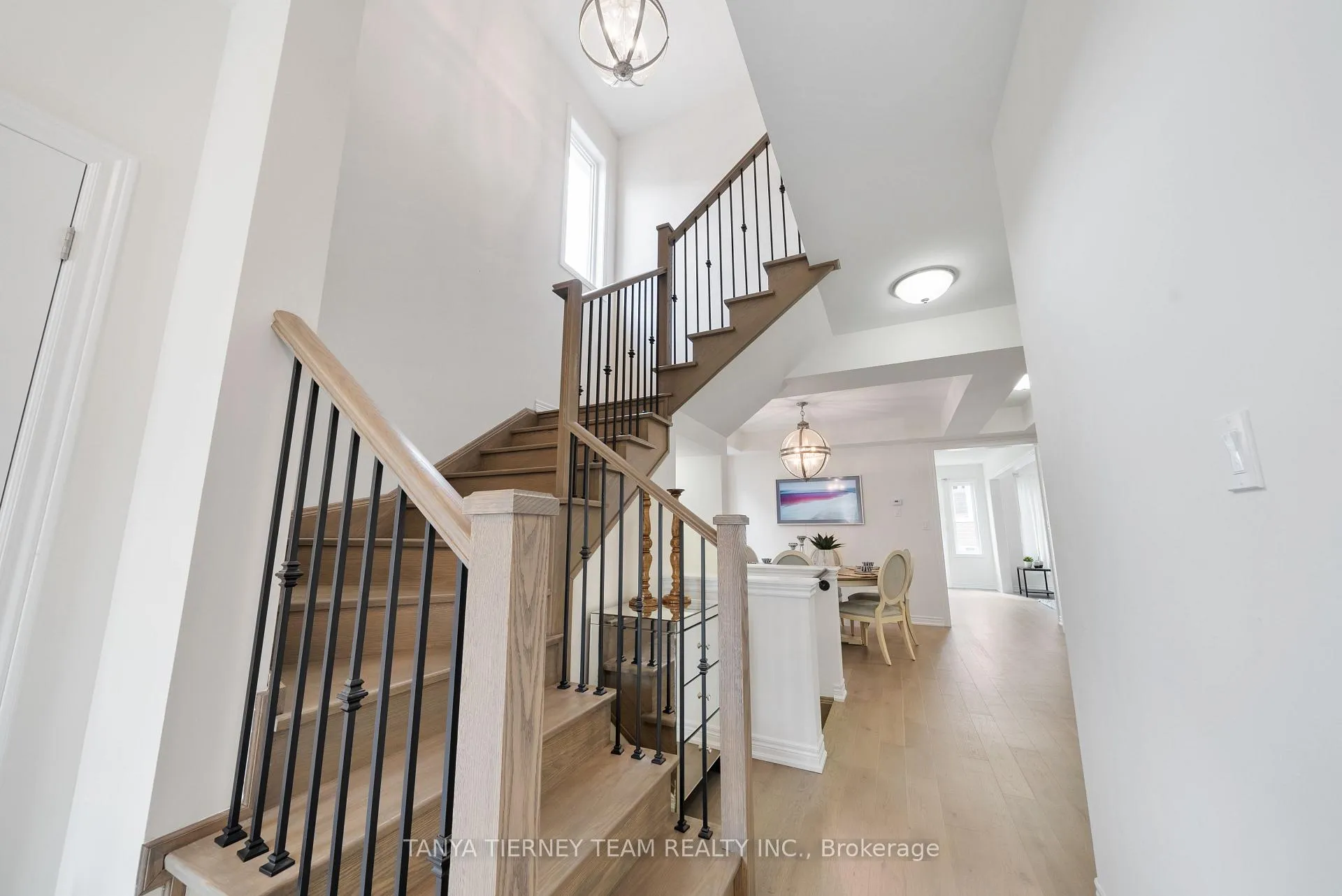 Photo 6 of 6 Burnham Court, Scugog, Port Perry — HOMEH