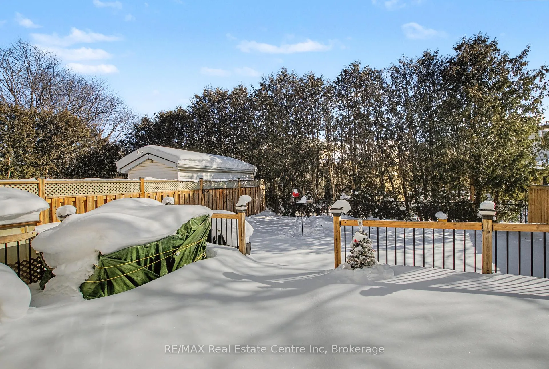 Photo 30 of 912 Laurier Avenue, Milton, Timberlea — HOMEH