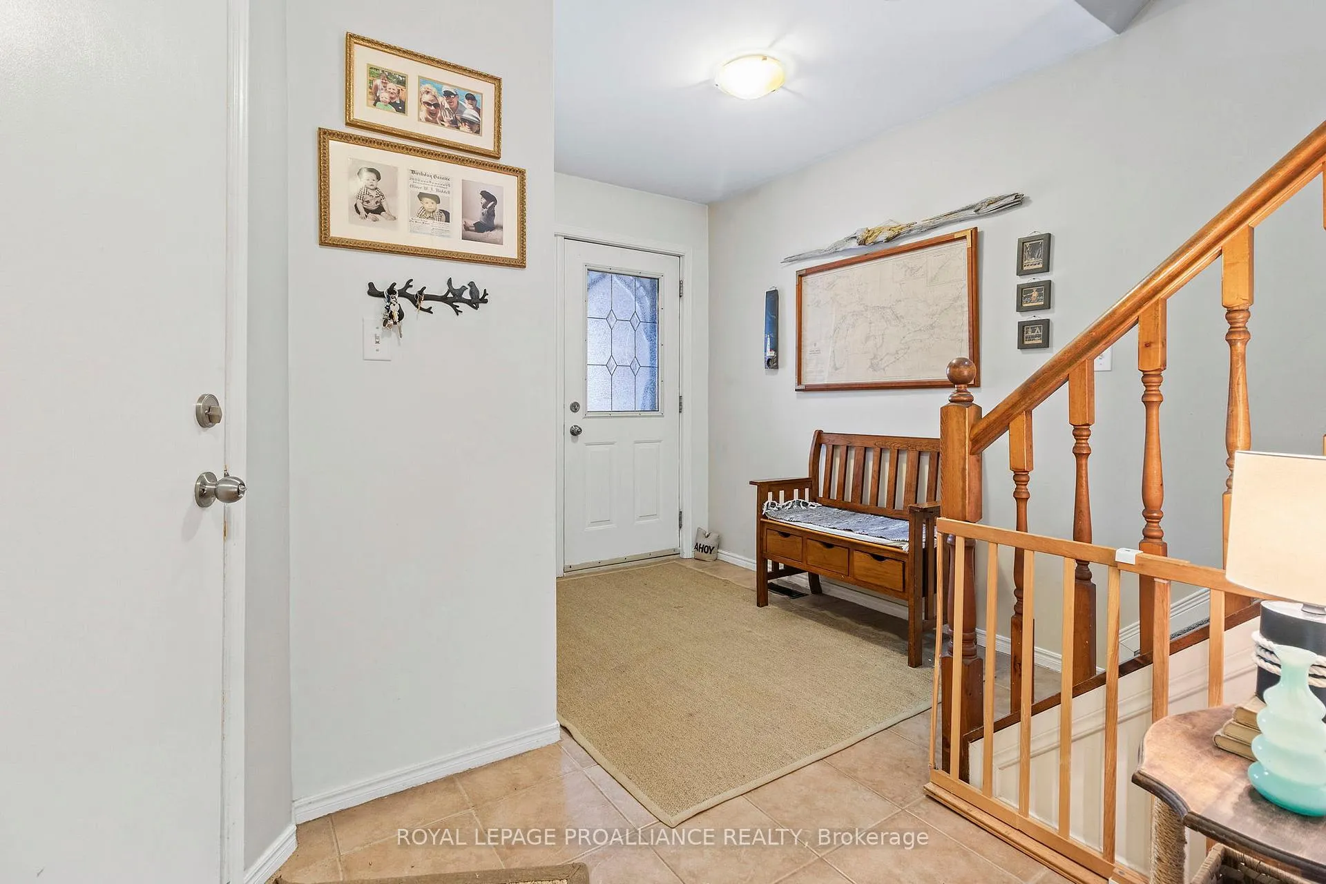 Photo 4 of 1165 Cuthbertson Avenue, Brockville — HOMEH