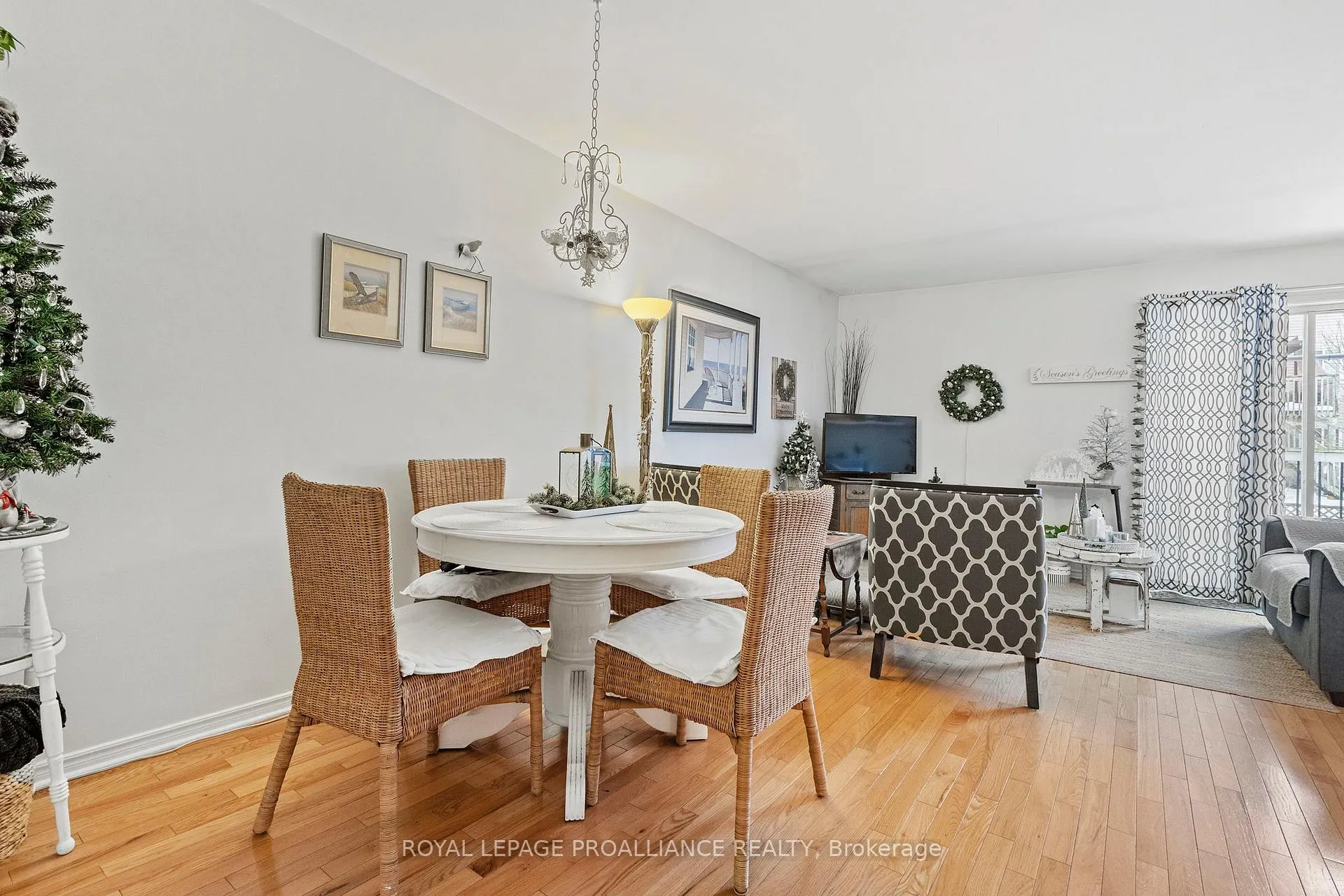 Photo 7 of 1165 Cuthbertson Avenue, Brockville — HOMEH
