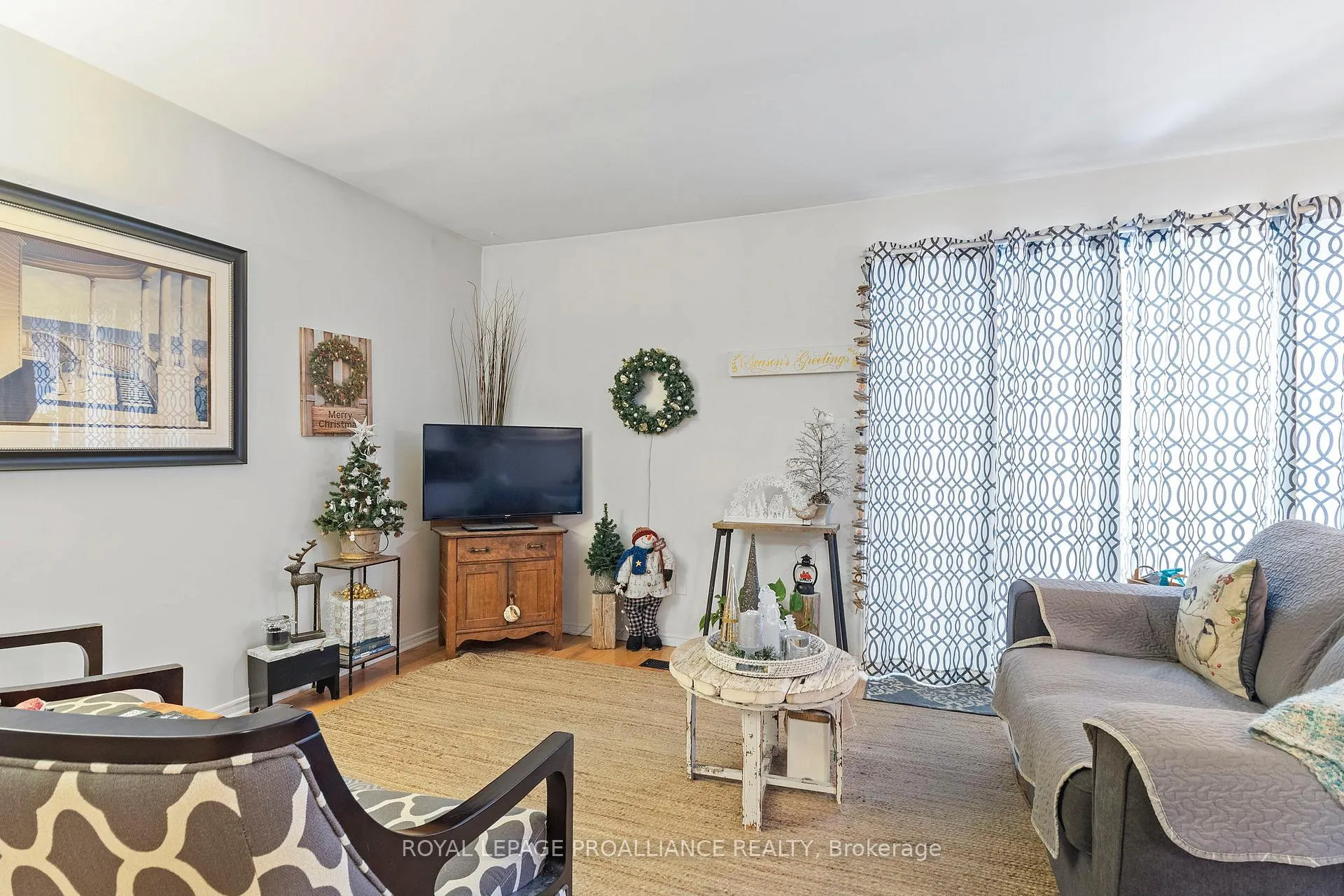 Photo 13 of 1165 Cuthbertson Avenue, Brockville — HOMEH