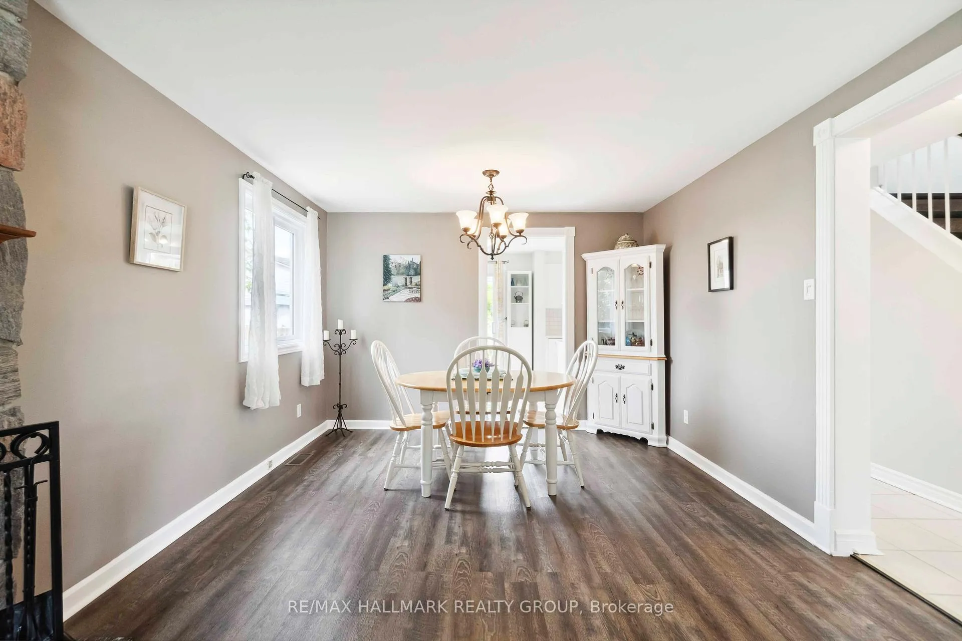 Photo 8 of 1795 Prestwick Drive, Ottawa, Queenswood Heights South — HOMEH
