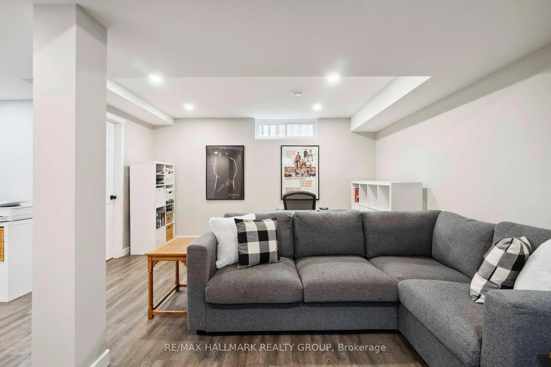 Photo 31 of 1795 Prestwick Drive, Ottawa, Queenswood Heights South — HOMEH