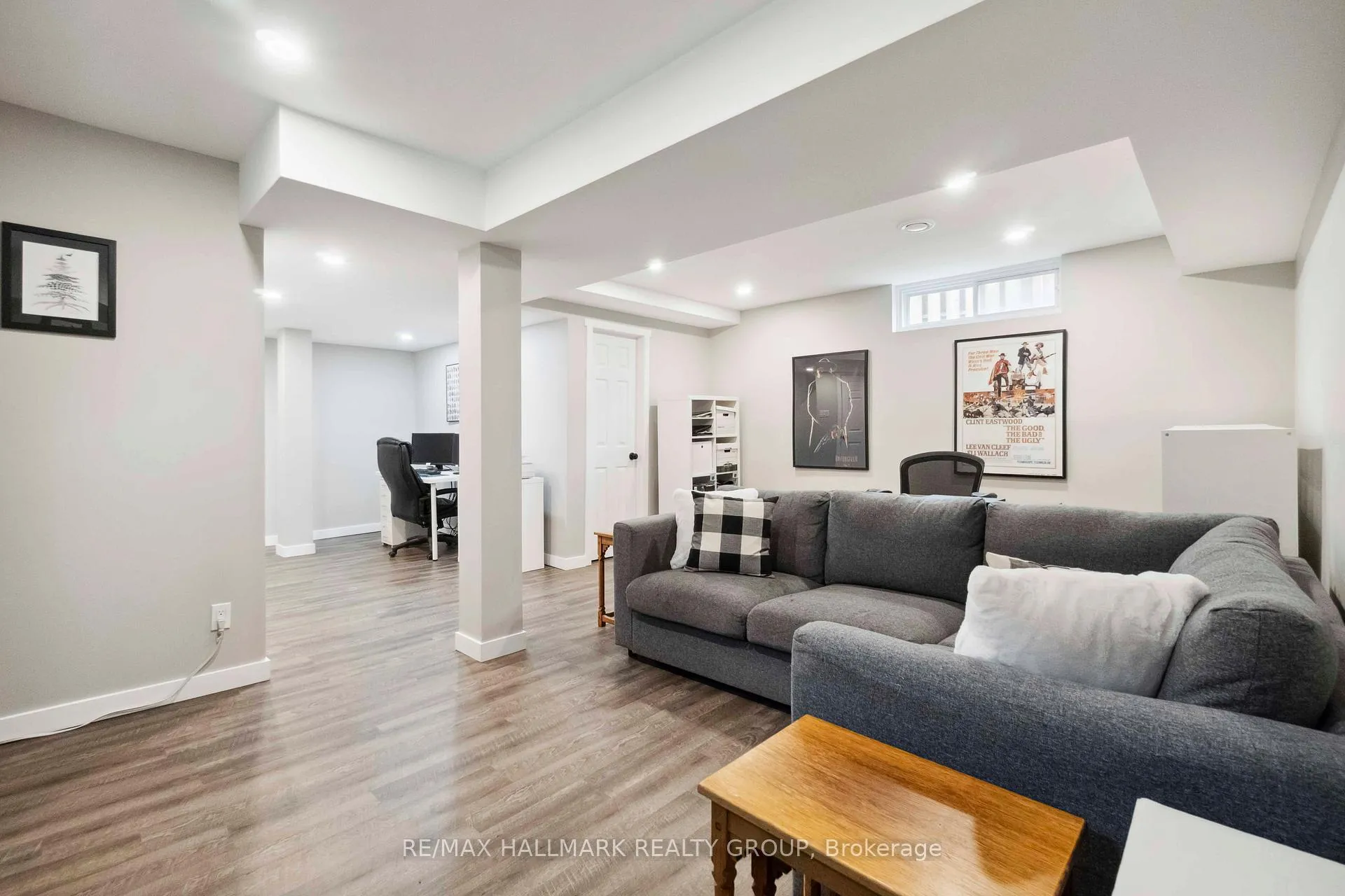 Photo 32 of 1795 Prestwick Drive, Ottawa, Queenswood Heights South — HOMEH