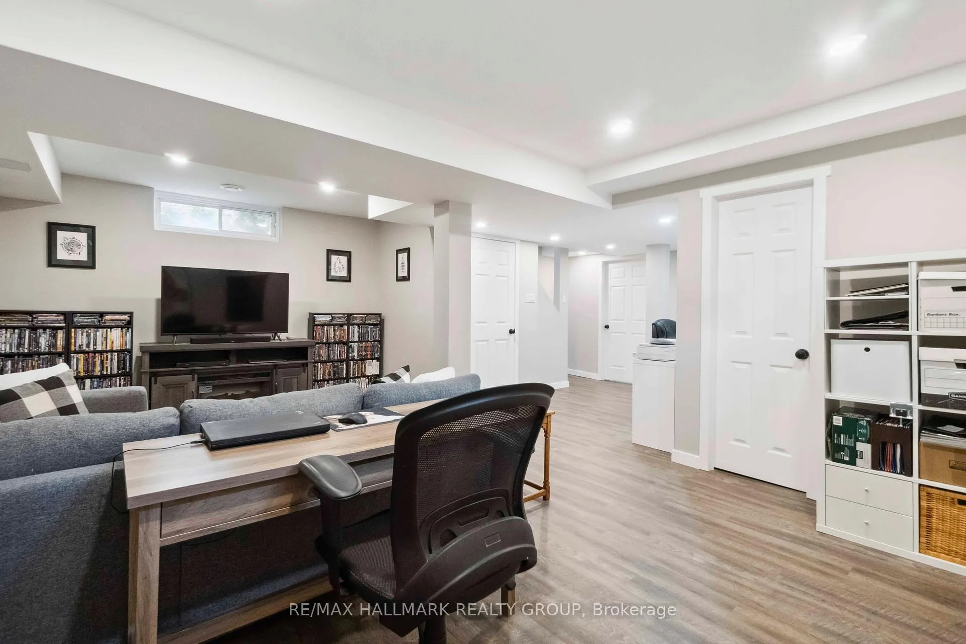 Photo 33 of 1795 Prestwick Drive, Ottawa, Queenswood Heights South — HOMEH