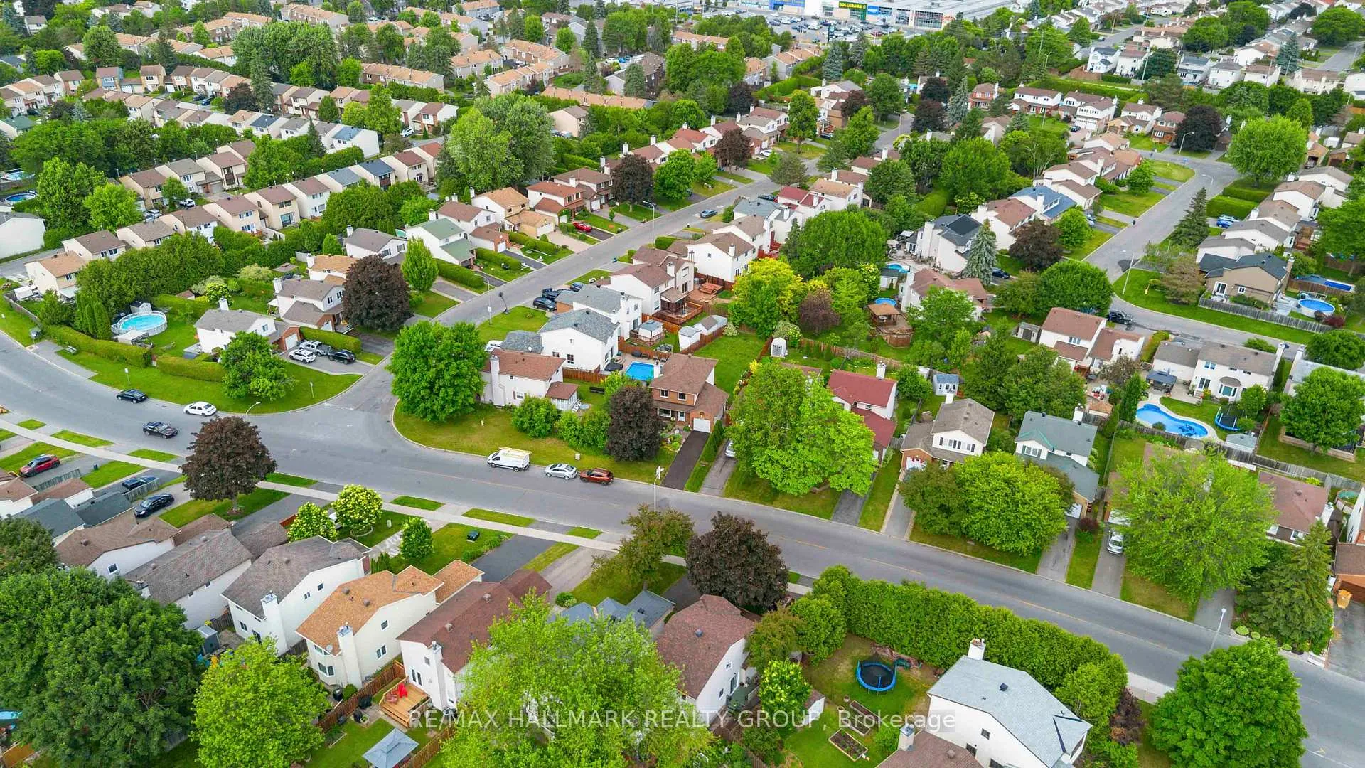 Photo 43 of 1795 Prestwick Drive, Ottawa, Queenswood Heights South — HOMEH