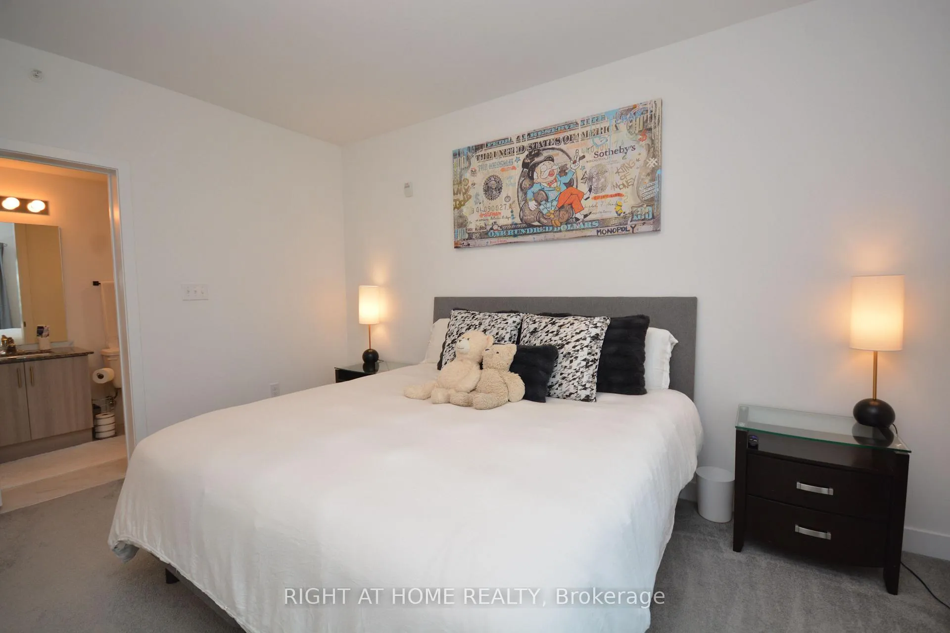 Photo 22 of Unit 411, 8 Culinary Lane, Barrie, Rural Barrie Southeast — HOMEH