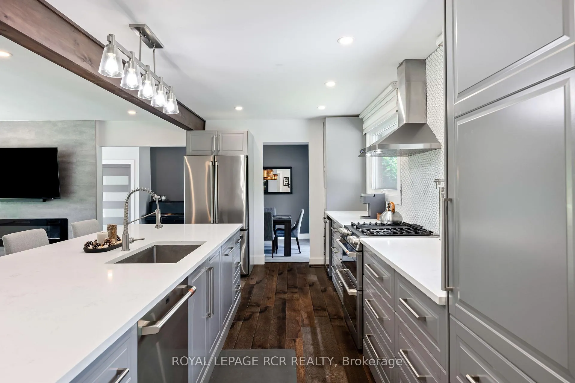Photo 3 of 2534 Sunnidale Road, Springwater, Rural Springwater — HOMEH