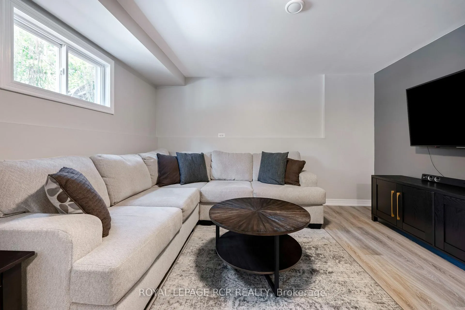 Photo 15 of 2534 Sunnidale Road, Springwater, Rural Springwater — HOMEH