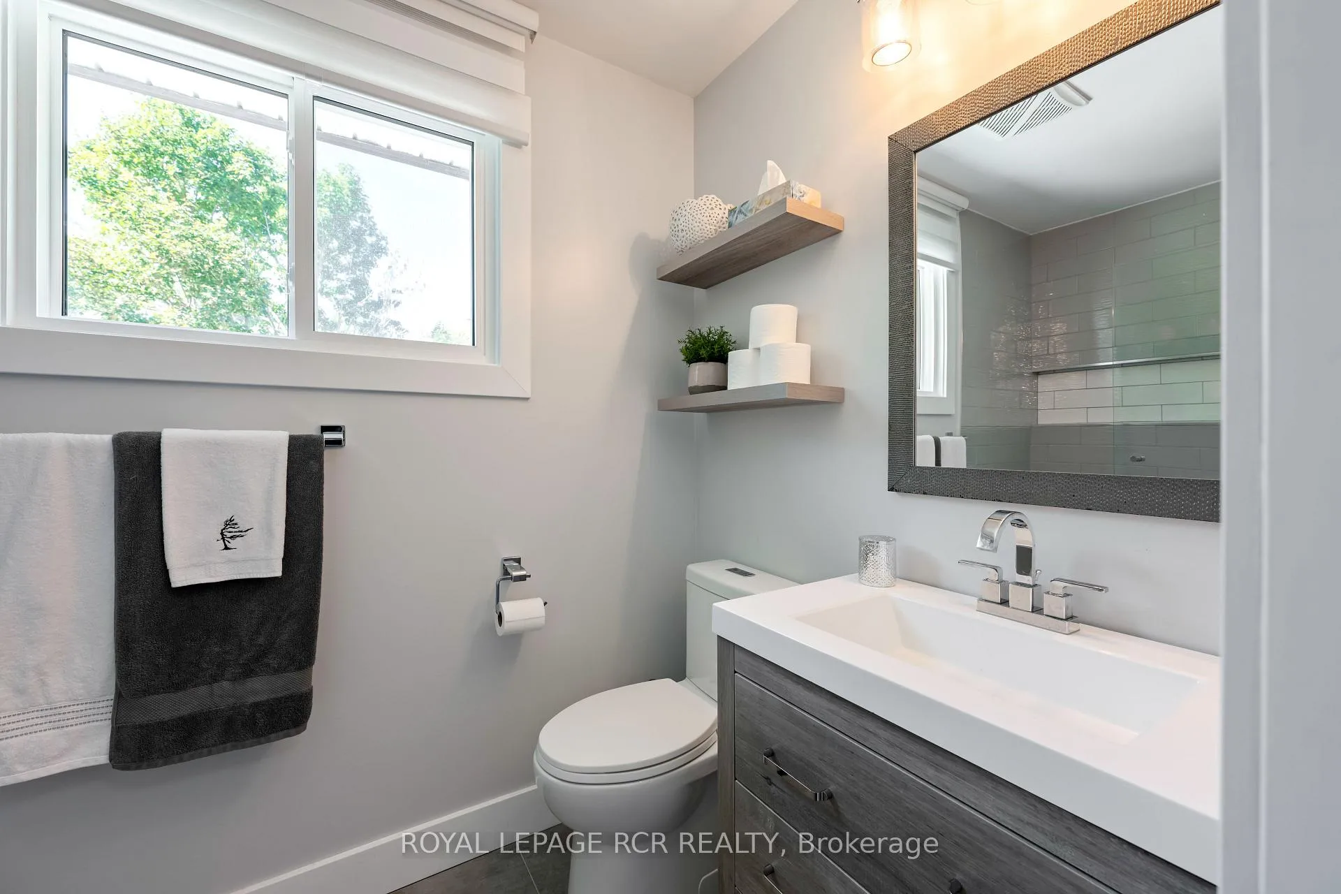 Photo 25 of 2534 Sunnidale Road, Springwater, Rural Springwater — HOMEH