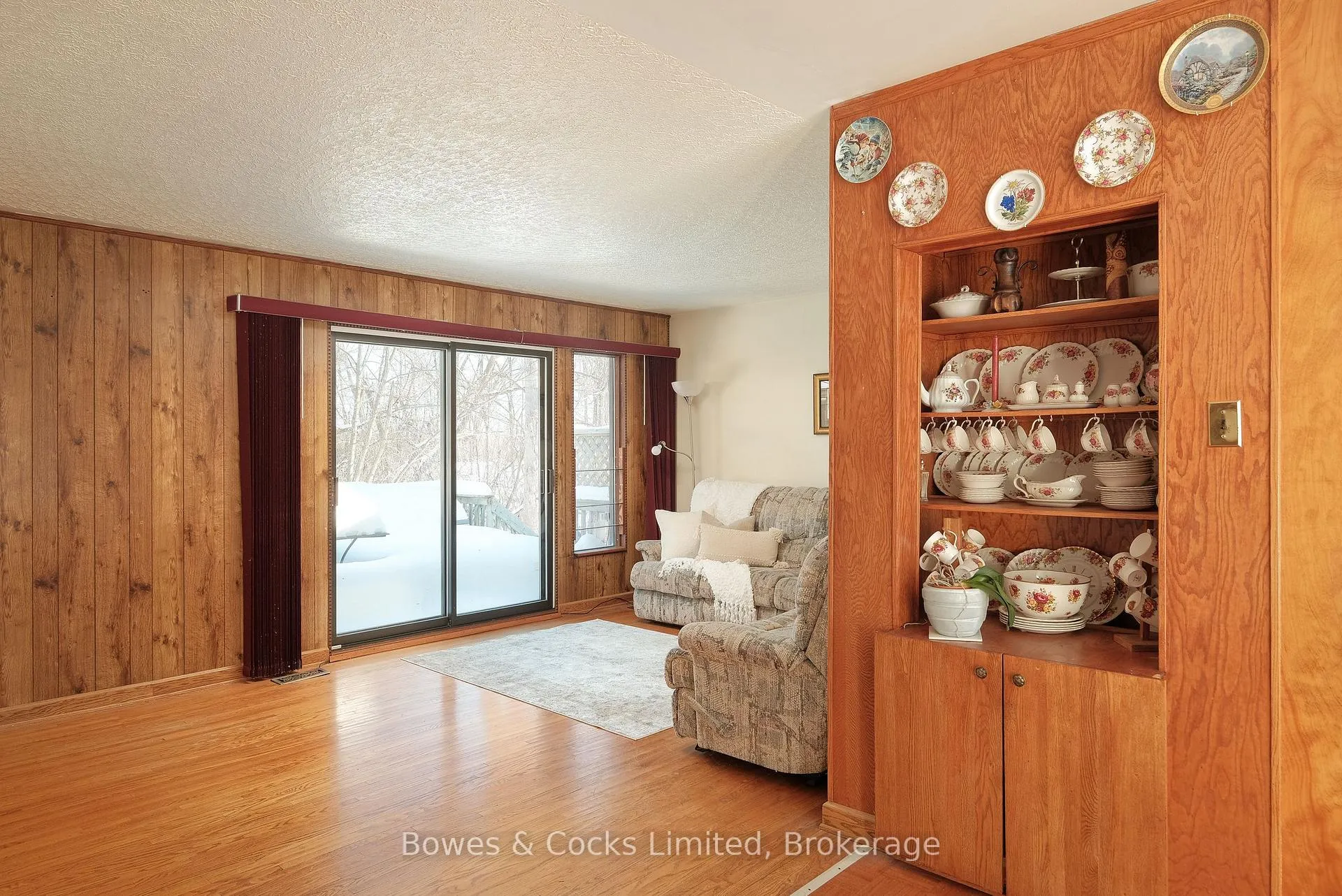 Photo 5 of 1227 Algonquin Boulevard, Peterborough, Northcrest Ward 5 — HOMEH