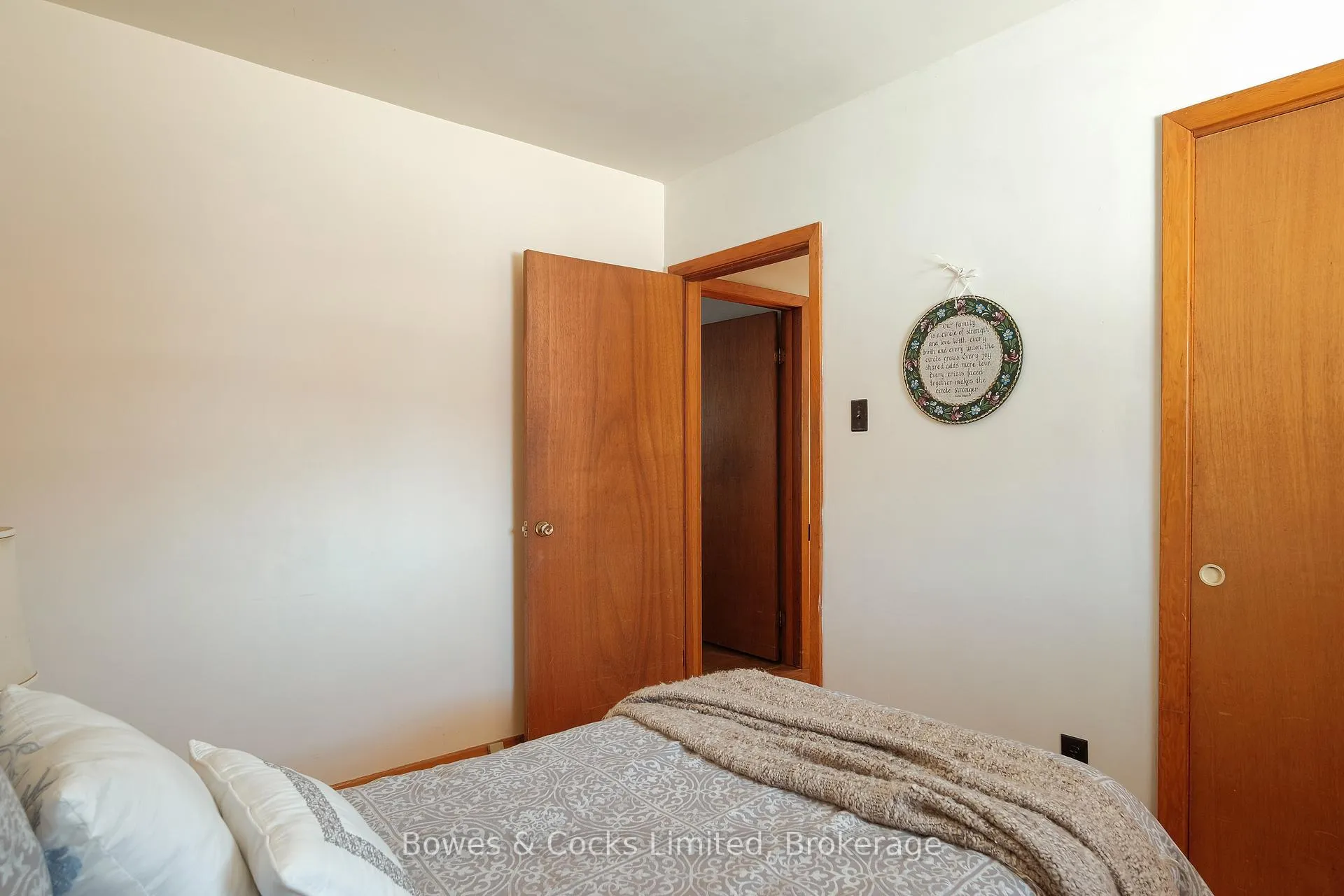 Photo 15 of 1227 Algonquin Boulevard, Peterborough, Northcrest Ward 5 — HOMEH