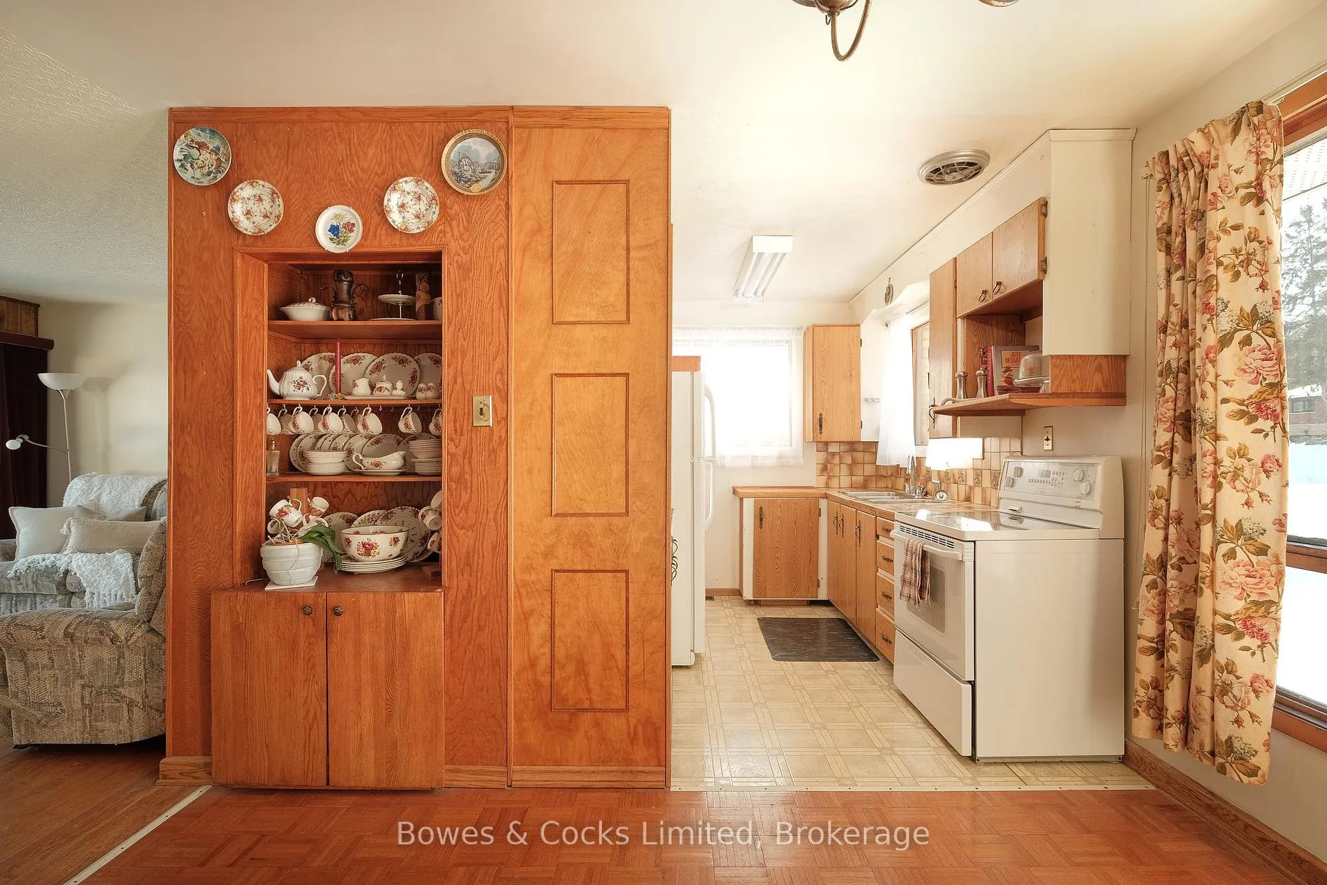Photo 17 of 1227 Algonquin Boulevard, Peterborough, Northcrest Ward 5 — HOMEH