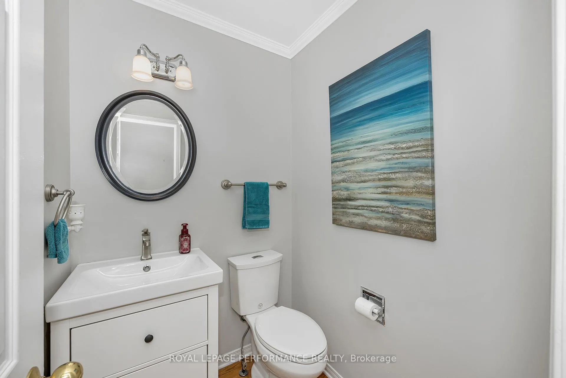 Photo 21 of 1391 Mountainside Crescent E, Ottawa, Bilberry Creek/Queenswood Heights — HOMEH