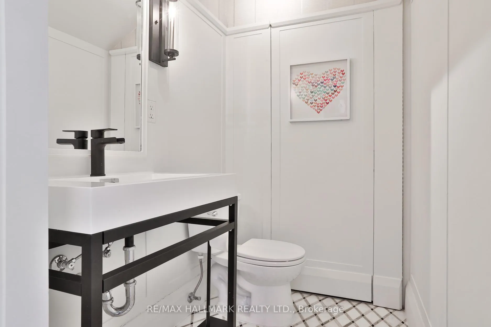 Photo 13 of 9 Glenarden Road, Toronto, Forest Hill North — HOMEH